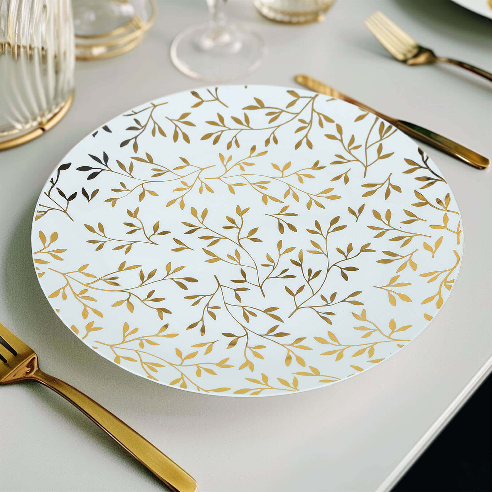 10-Pack Plastic 10 Round Dinner Plates in White with Gold Leaf Design - Heavy Duty Disposable Party Plates for Stylish Events & Memorable Gatherings