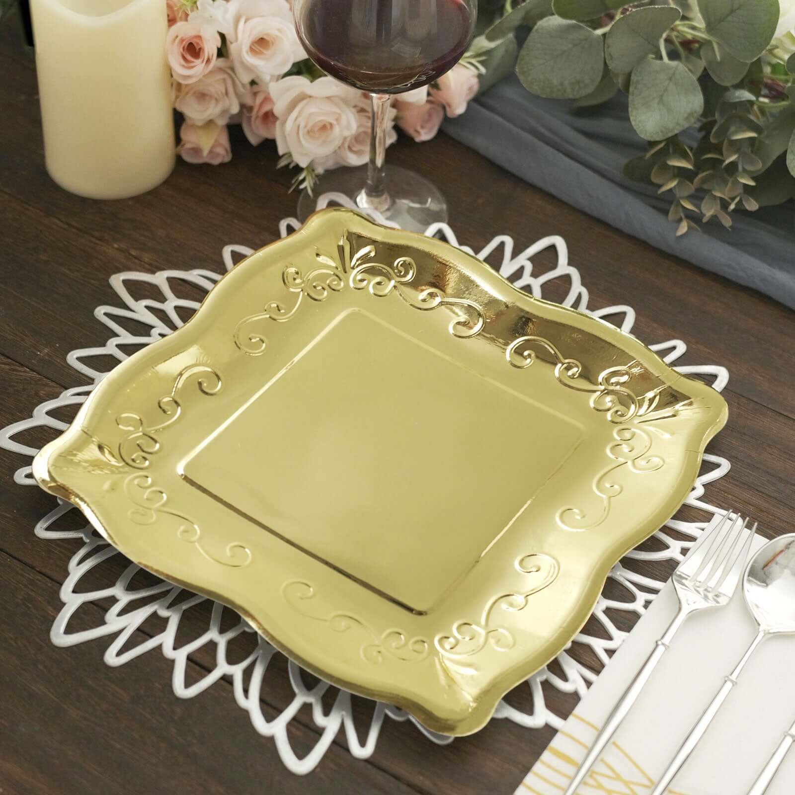 25-Pack Paper 11 Square Dinner Plates in Gold with Vintage Pottery Embossed Design - Shiny Metallic Disposable Serving Plates for Glamorous Dinners & Events