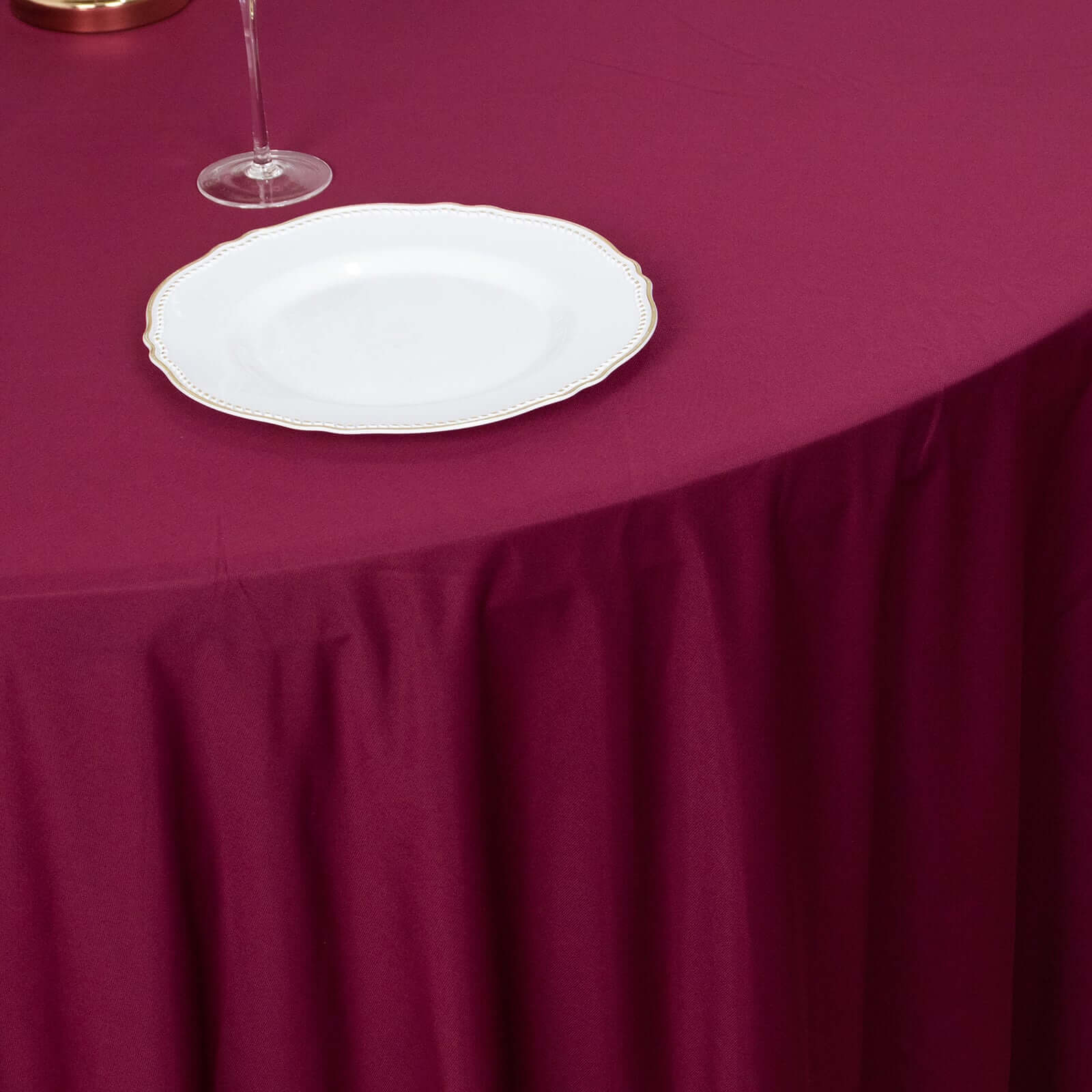 Premium Scuba Round 120 Tablecloth Burgundy - Wrinkle Free & Stain Resistant Seamless Table Cover