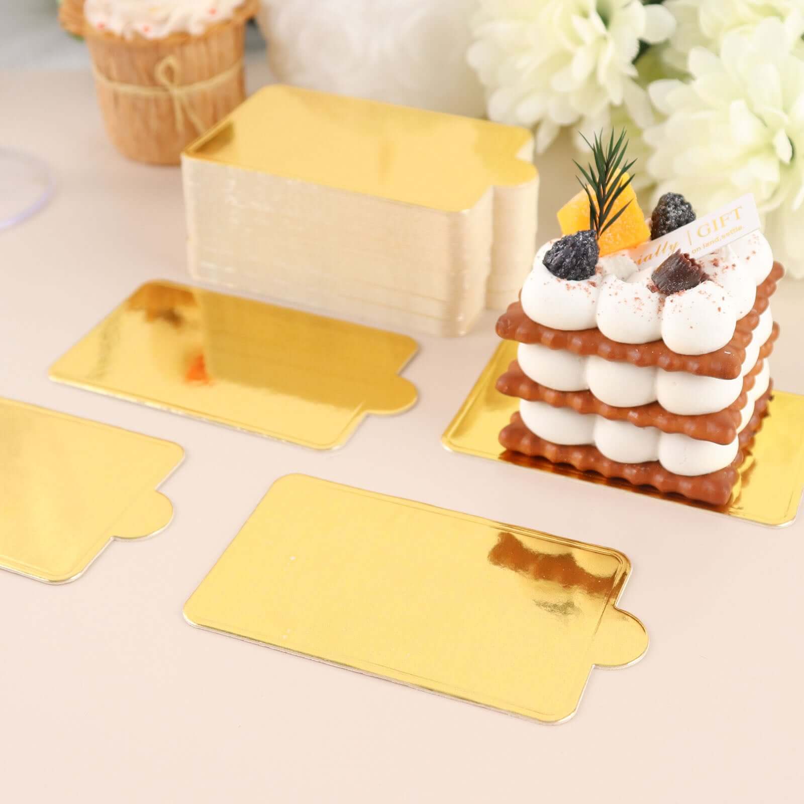 50-Pack Rectangle Cake Boards in Gold Cardboard - Grease Proof Mini Paper Trays for Pastries Cupcakes & Dessert Slices 2.4x4