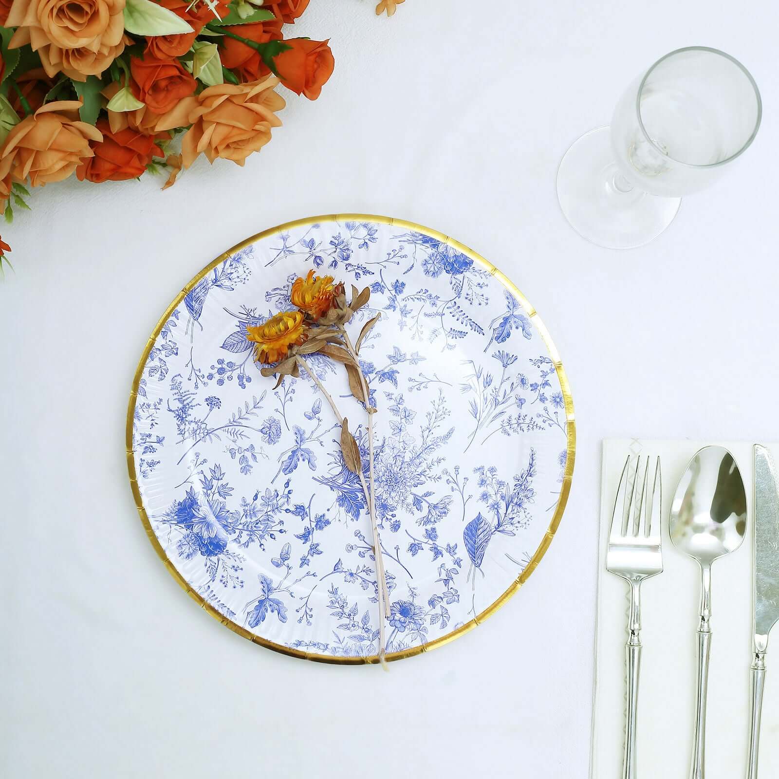 25-Pack Paper 9 Round Dinner Plates in White with Light Blue French Toile Pattern & Gold Rim - Disposable Party Plates for Picnics & Chic Brunches