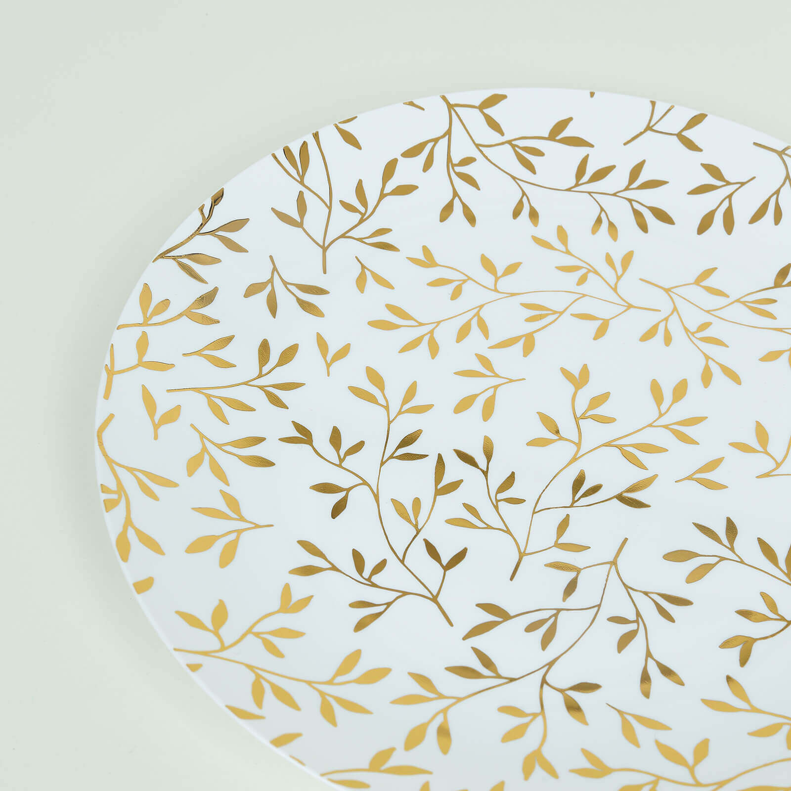 10-Pack Plastic 10 Round Dinner Plates in White with Gold Leaf Design - Heavy Duty Disposable Party Plates for Stylish Events & Memorable Gatherings