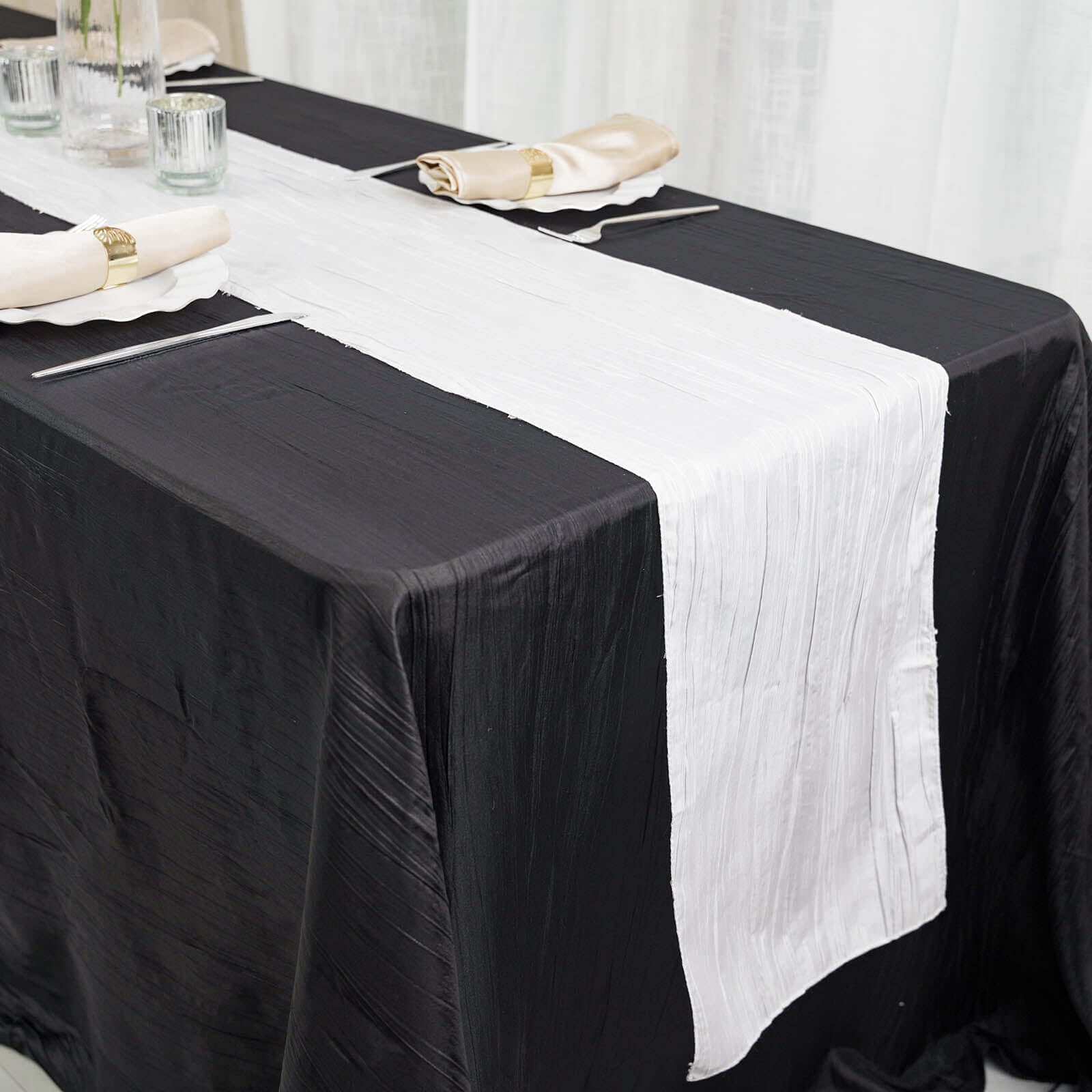 Taffeta 12x108 Table Runner White - Accordion Crinkle Design for Modern Gatherings