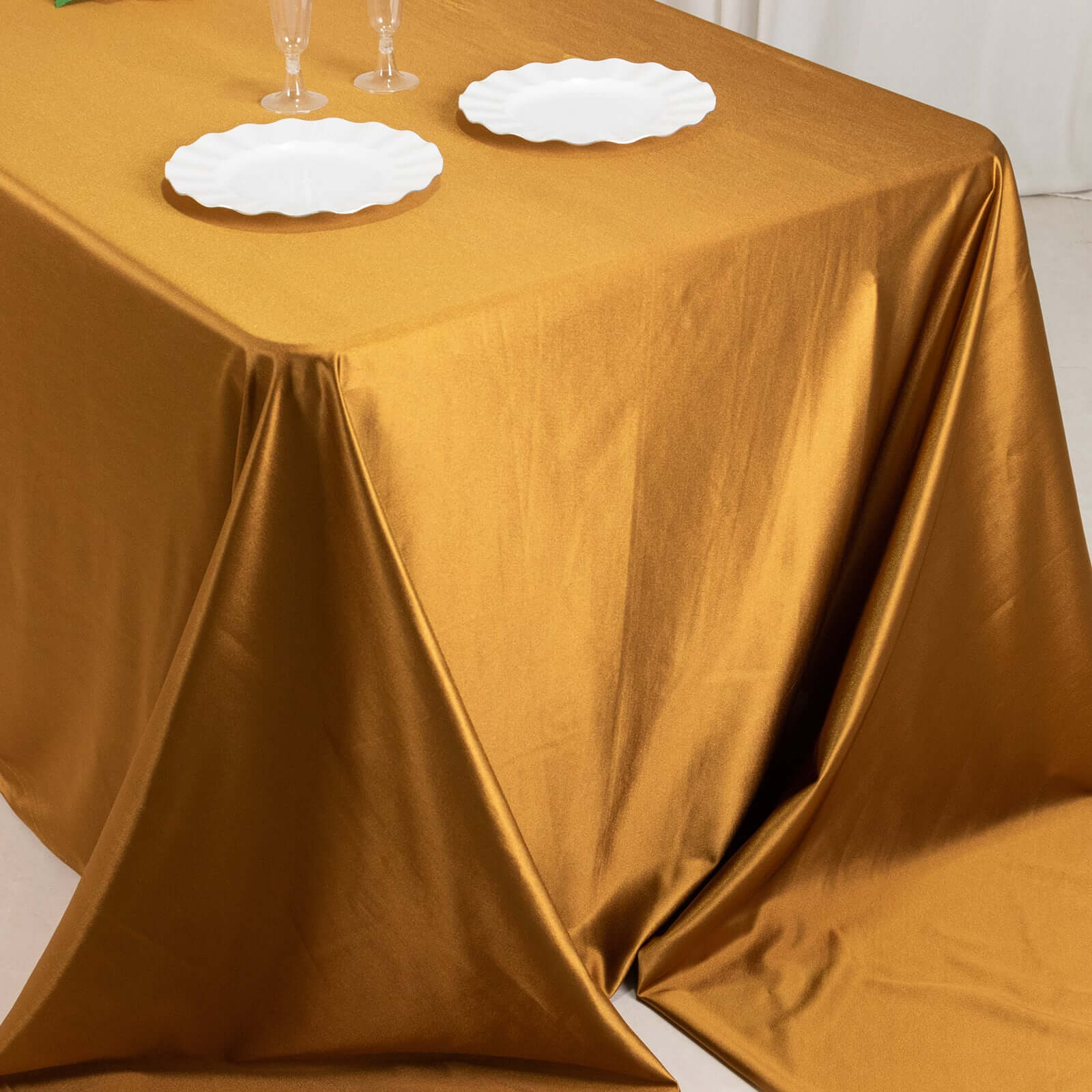 Premium Scuba Rectangular 90x156 Tablecloth Shimmering Gold - Wrinkle Free & Stain Resistant Seamless Table Cover for Weddings and Parties