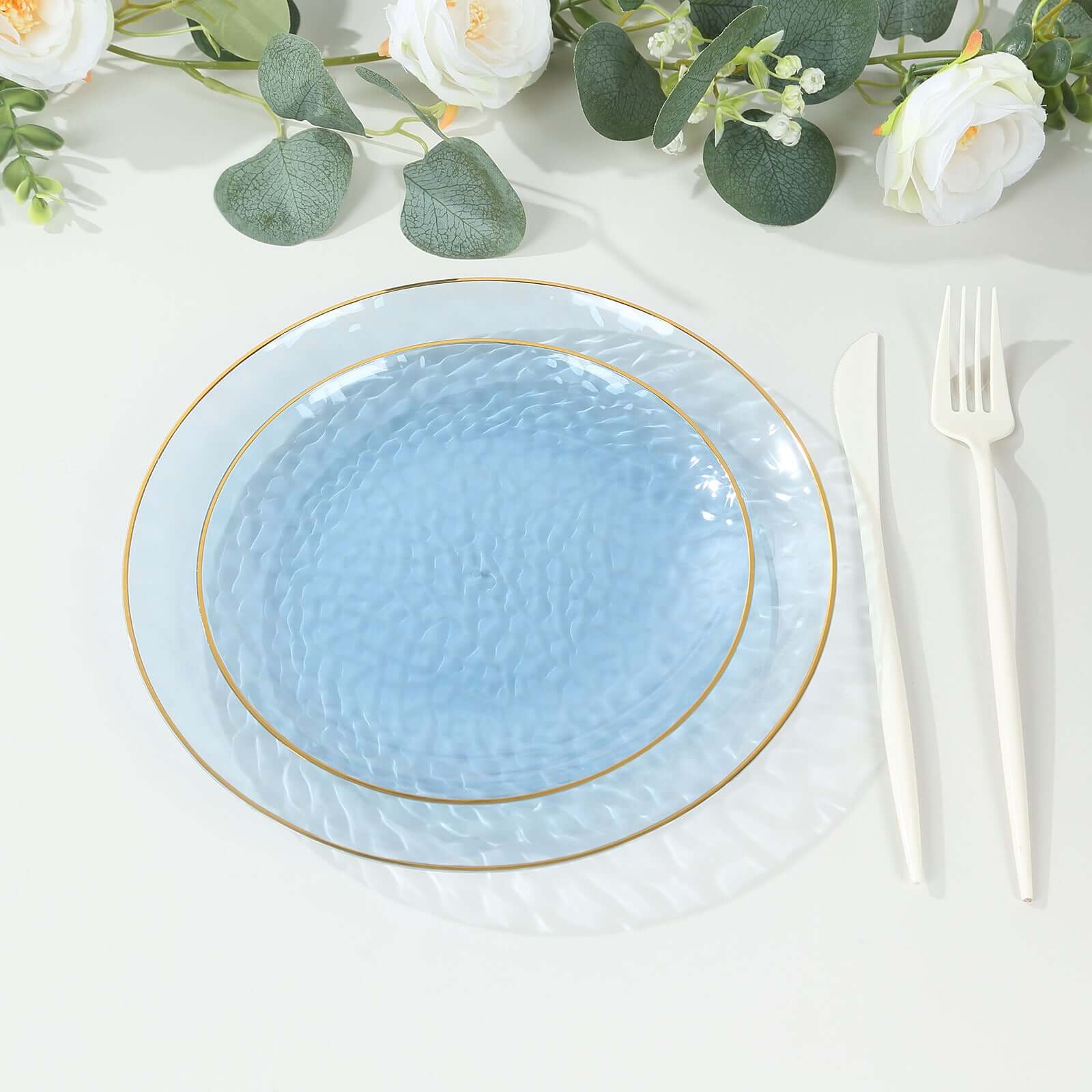 10-Pack Plastic 9 Round Dinner Plates in Transparent Dusty Blue Hammered Design with Gold Rim - Modern Disposable Party Plates