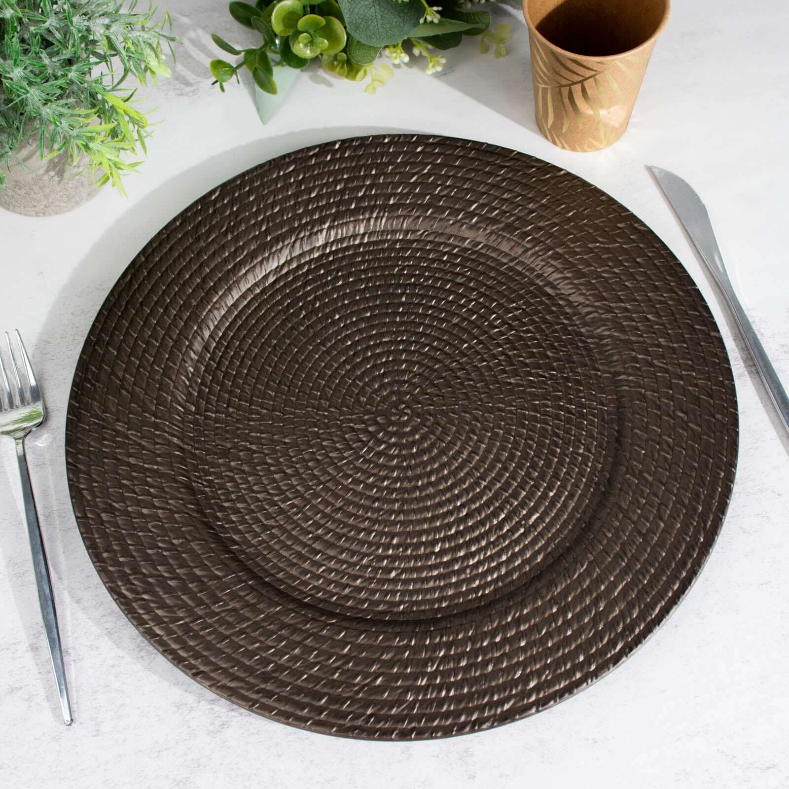 6-Pack Acrylic Round Charger Plates 13 in Natural Brown with Rattan-Like Design, Farmhouse Disposable Plastic Charger Tableware