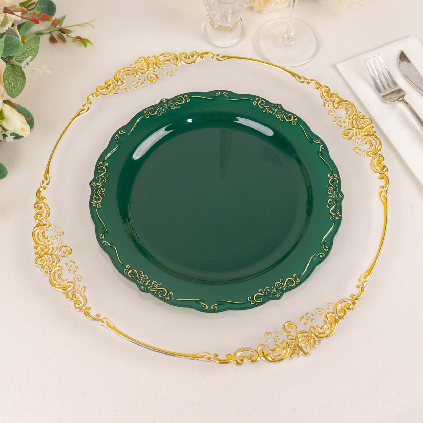 10-Pack Plastic 10 Round Dinner Plates in Hunter Emerald Green with Gold Vintage Embossed Rim - Sturdy Disposable Scalloped Edge Party Plates