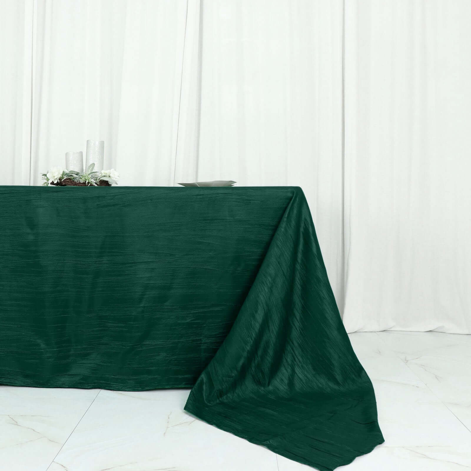 Taffeta 90x156 Rectangle Tablecloth Hunter Emerald Green - Accordion Crinkle Seamless Table Cover