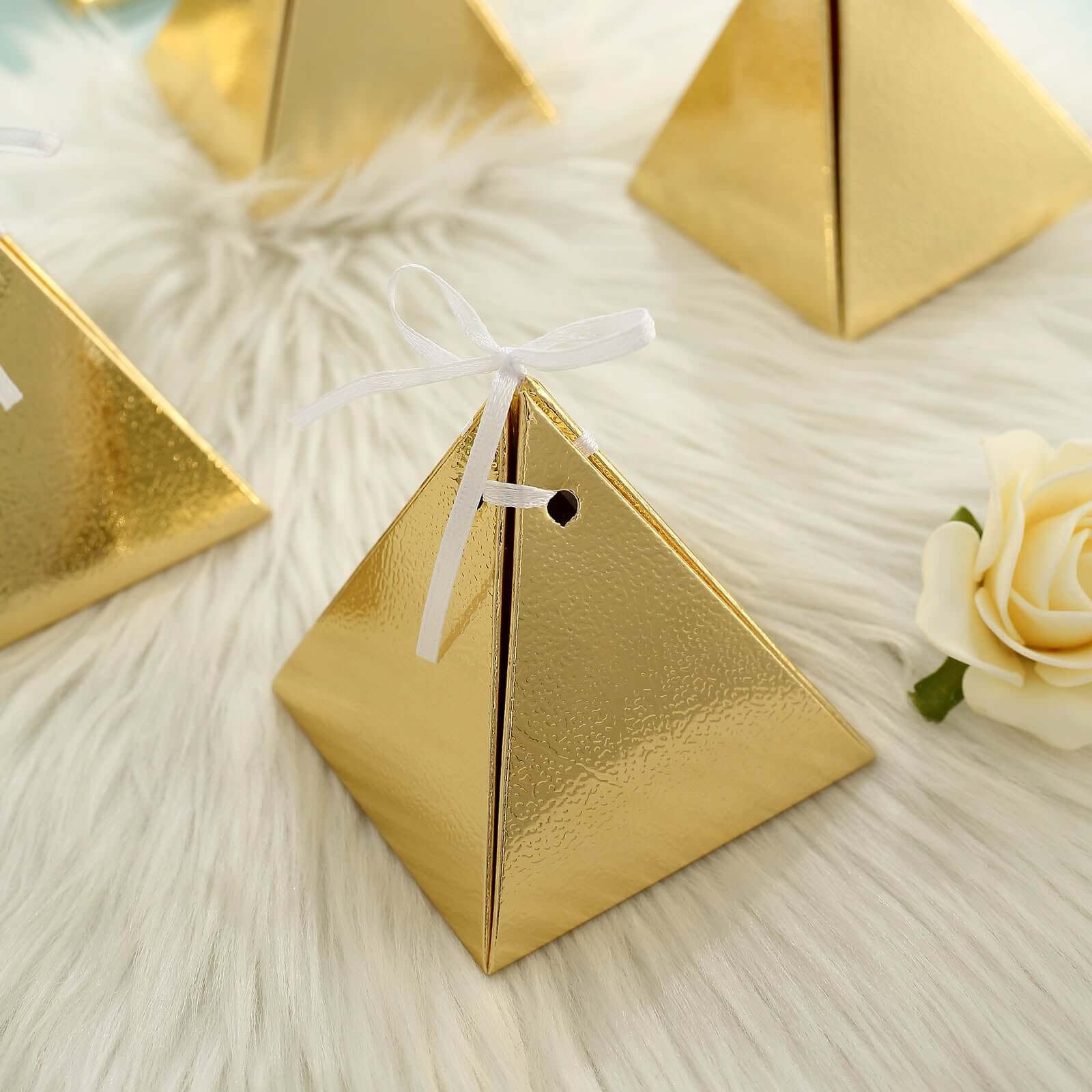 25 Pack Gold Pyramid Shaped Wedding Party Favor Candy Gift Boxes