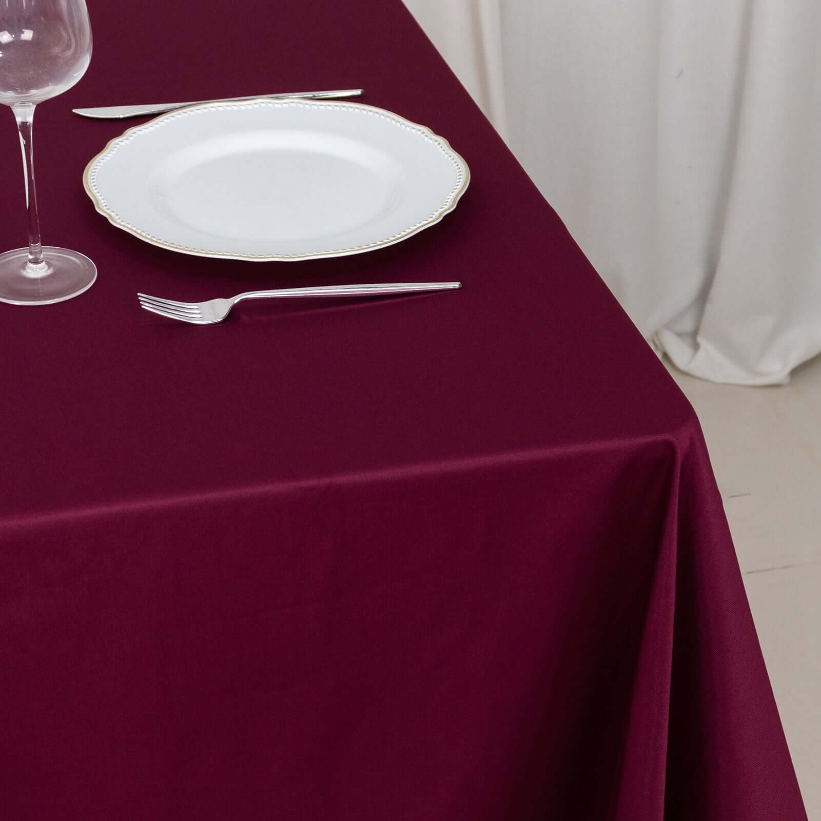 Premium Scuba Square 70x70 Tablecloth Burgundy - Wrinkle Free & Stain Resistant Table Cover