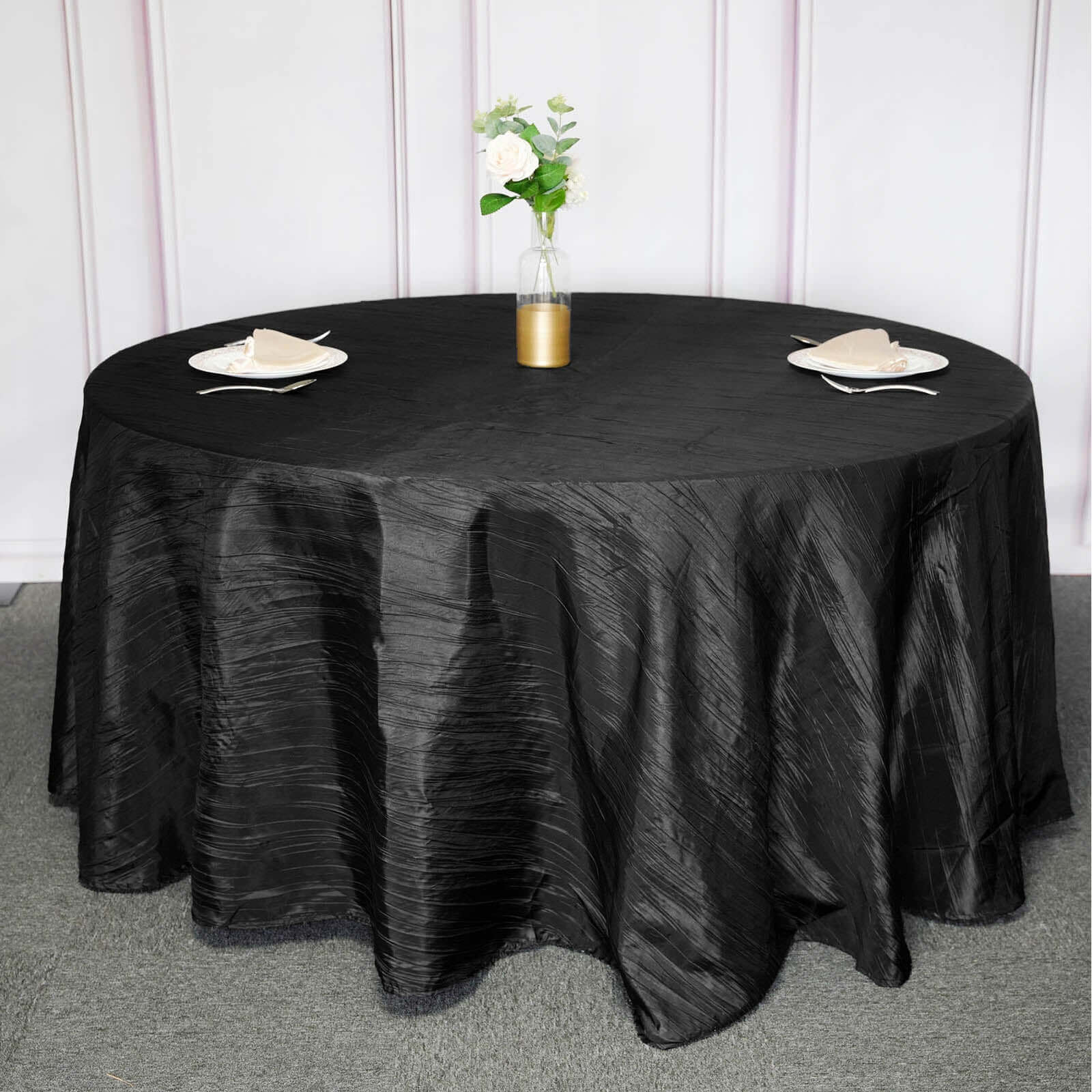 Taffeta 120 Round Tablecloth Black - Seamless Accordion Crinkle Design for Stylish Occasions