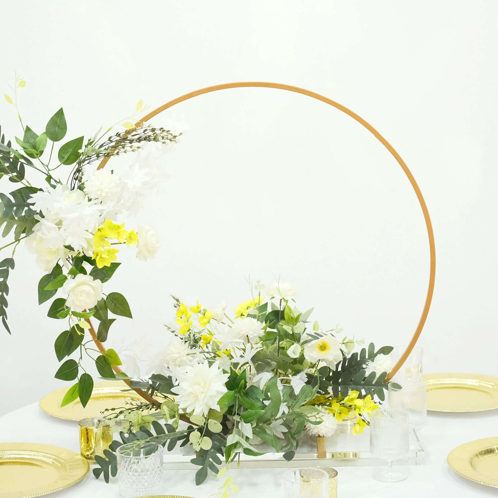 28 Gold Metal Round Hoop Wedding Centerpiece, Self Standing Table Floral Wreath Frame