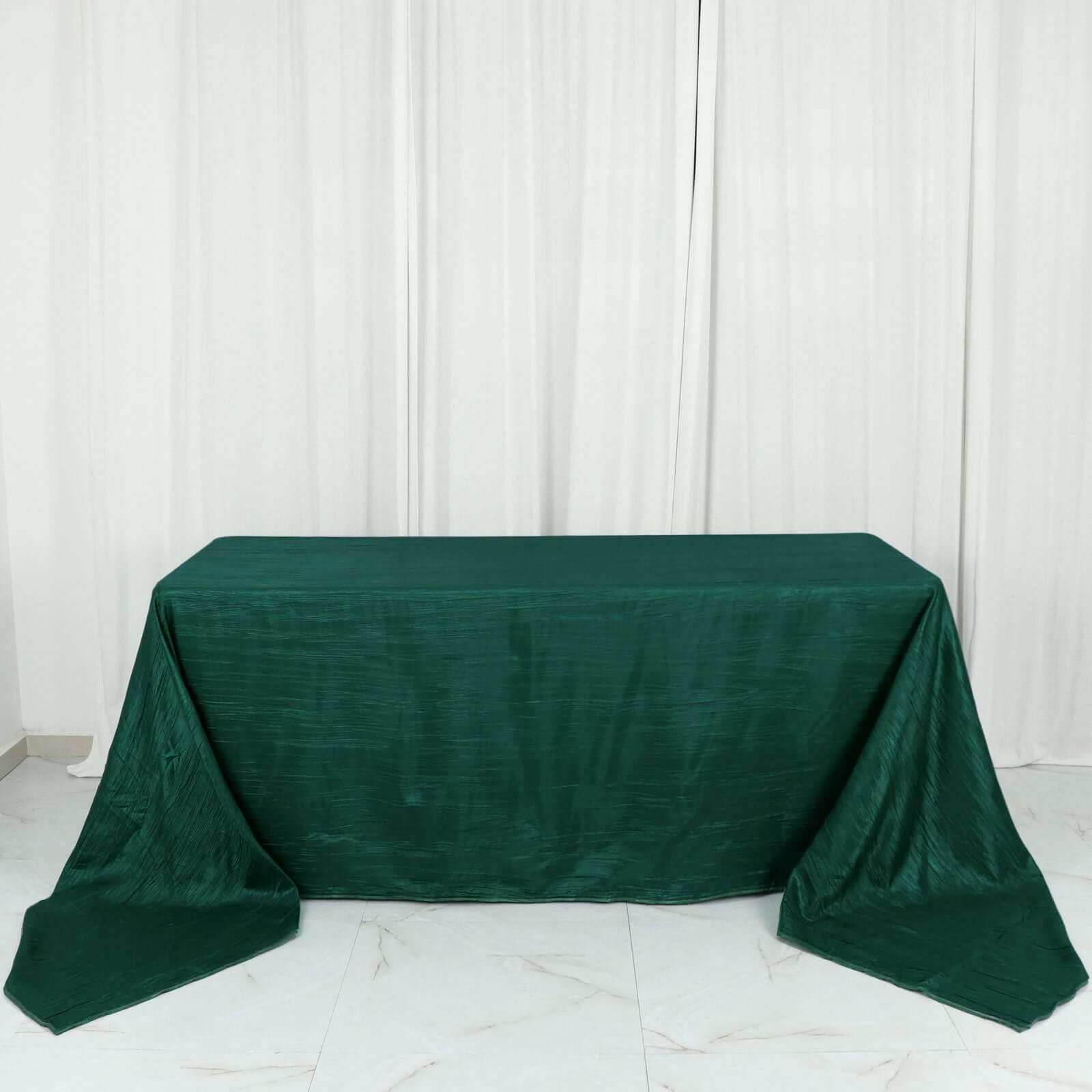 Taffeta 90x156 Rectangle Tablecloth Hunter Emerald Green - Accordion Crinkle Seamless Table Cover