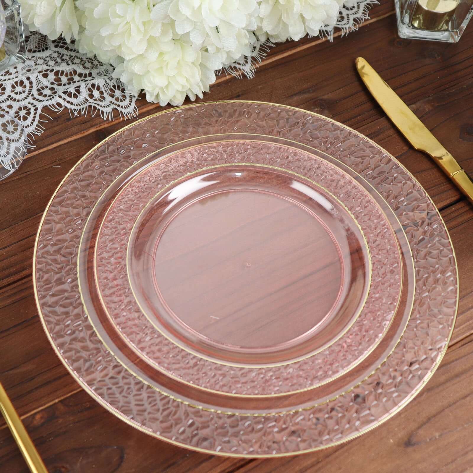 10-Pack Plastic 10 Round Dinner Plates in Blush Hammered Design with Gold Rim - Disposable Party Plates for Chic Banquets & Special Occasions