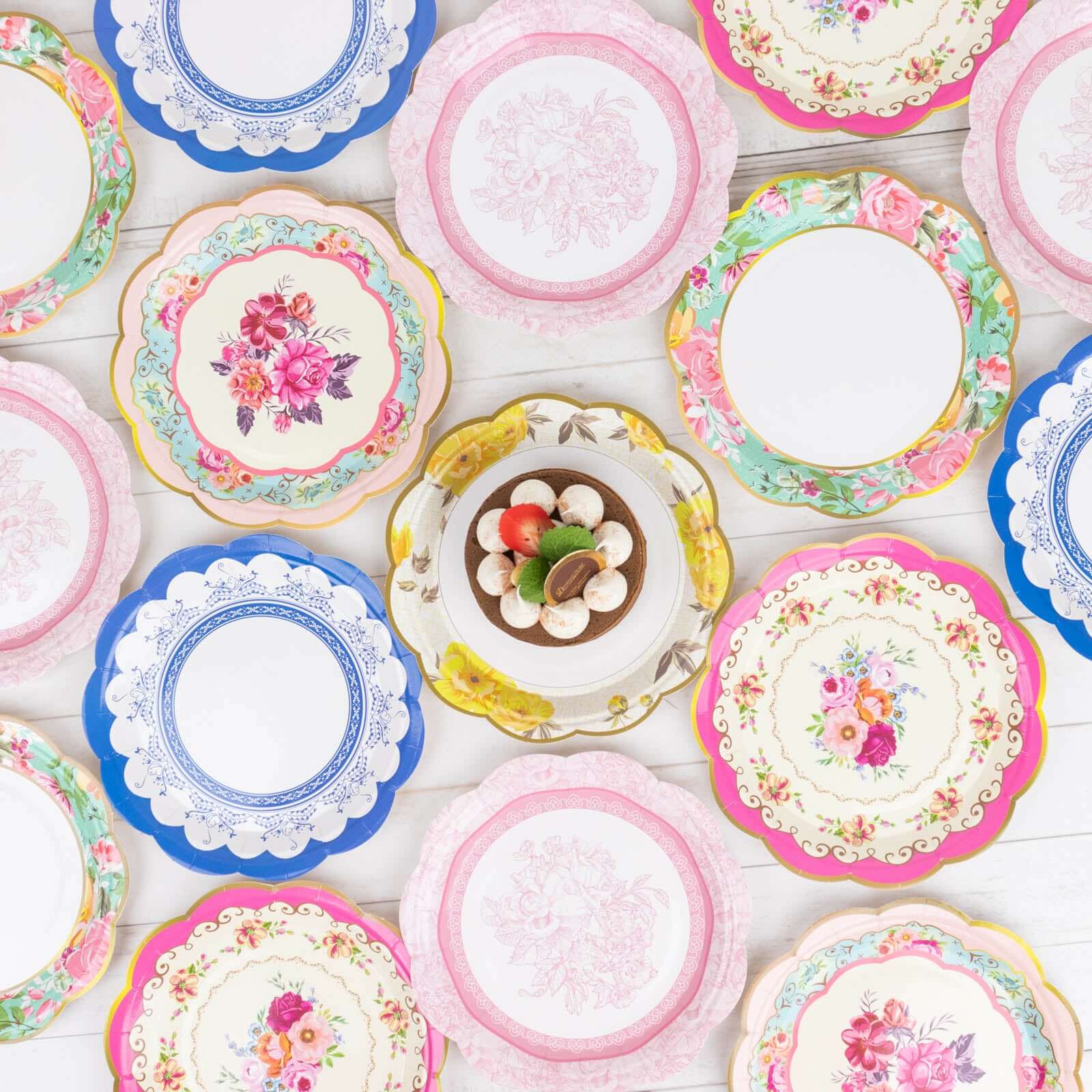 24-Pack Paper 9 Round Dinner Plates in Mixed Floral Print with Scalloped Edge - Disposable Party Plates for Baby Showers & Vintage Themes