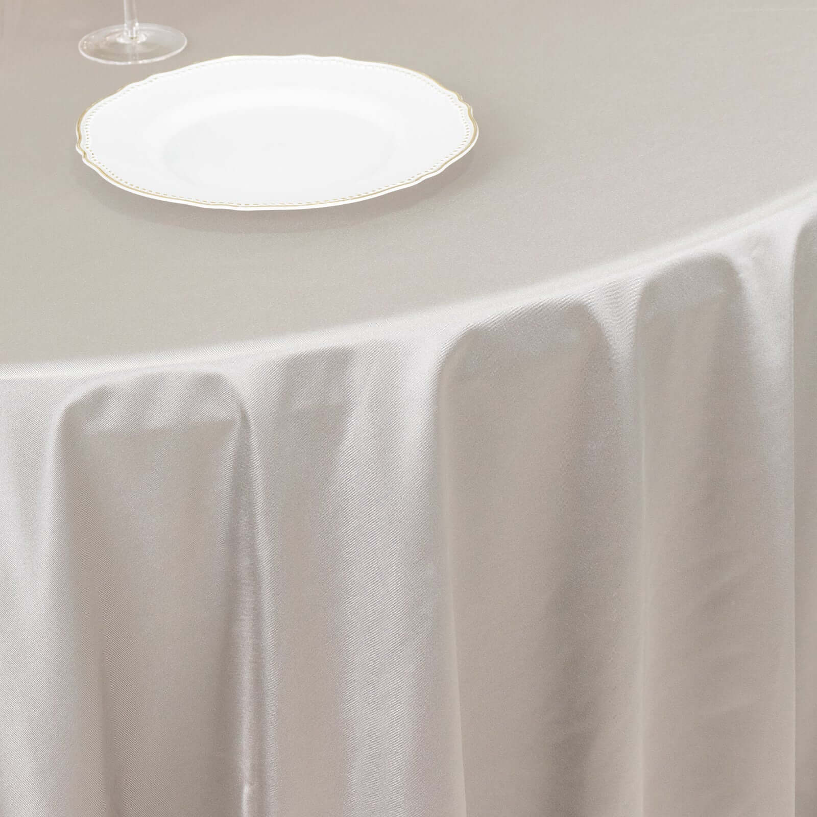 Premium Scuba Round 120 Tablecloth Shimmering Silver - Wrinkle Free, Stain Resistant & Seamless Table Cover