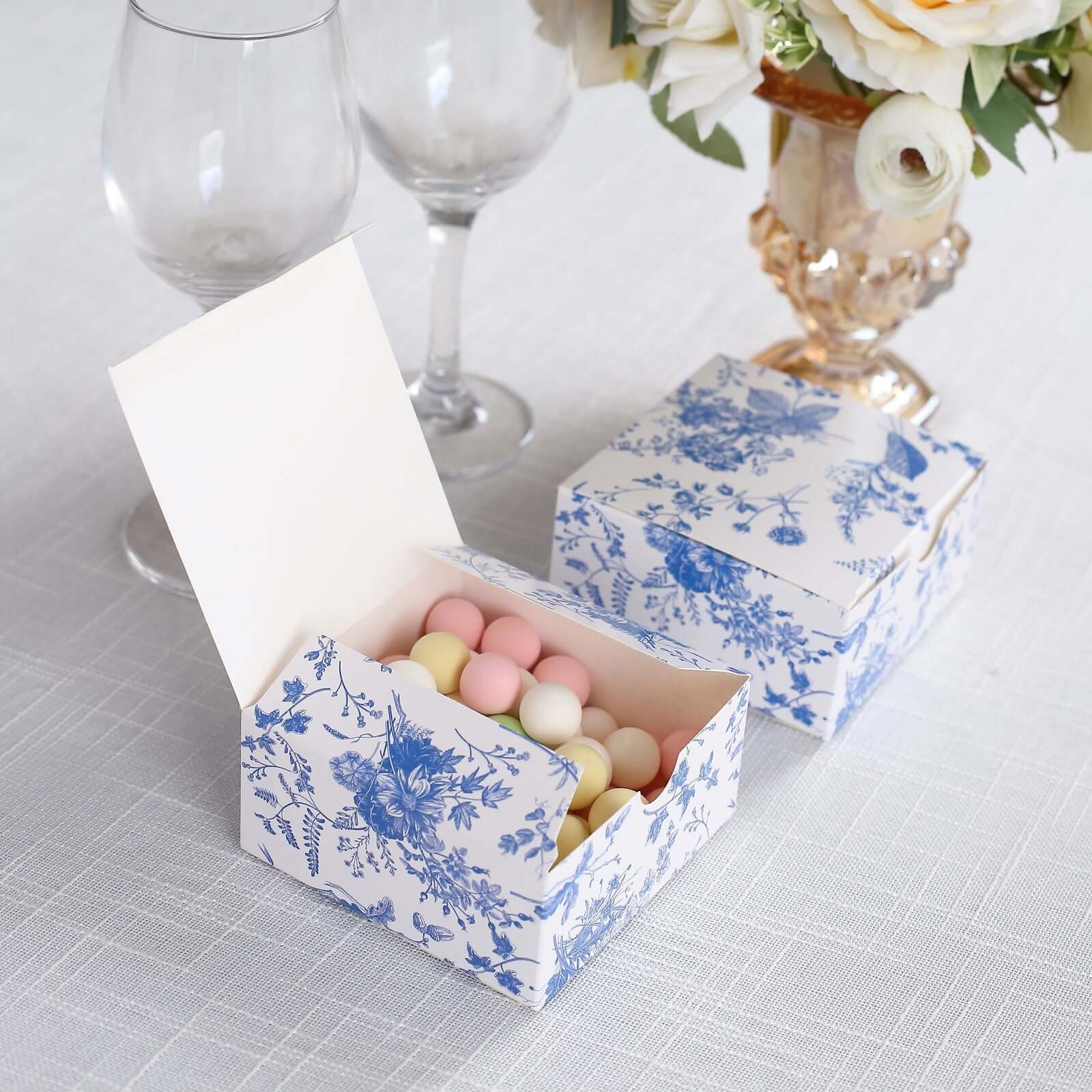 25 Pack White Blue Paper Favor Boxes in French Toile Pattern, Cardstock Party Shower Candy Gift Boxes - 4x4x2