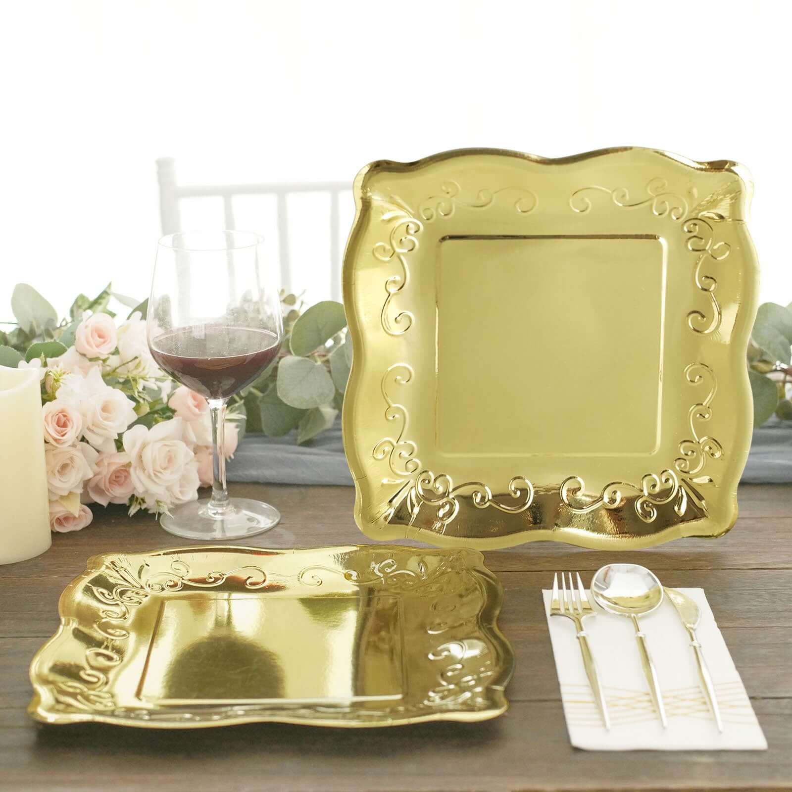 25-Pack Paper 11 Square Dinner Plates in Gold with Vintage Pottery Embossed Design - Shiny Metallic Disposable Serving Plates for Glamorous Dinners & Events