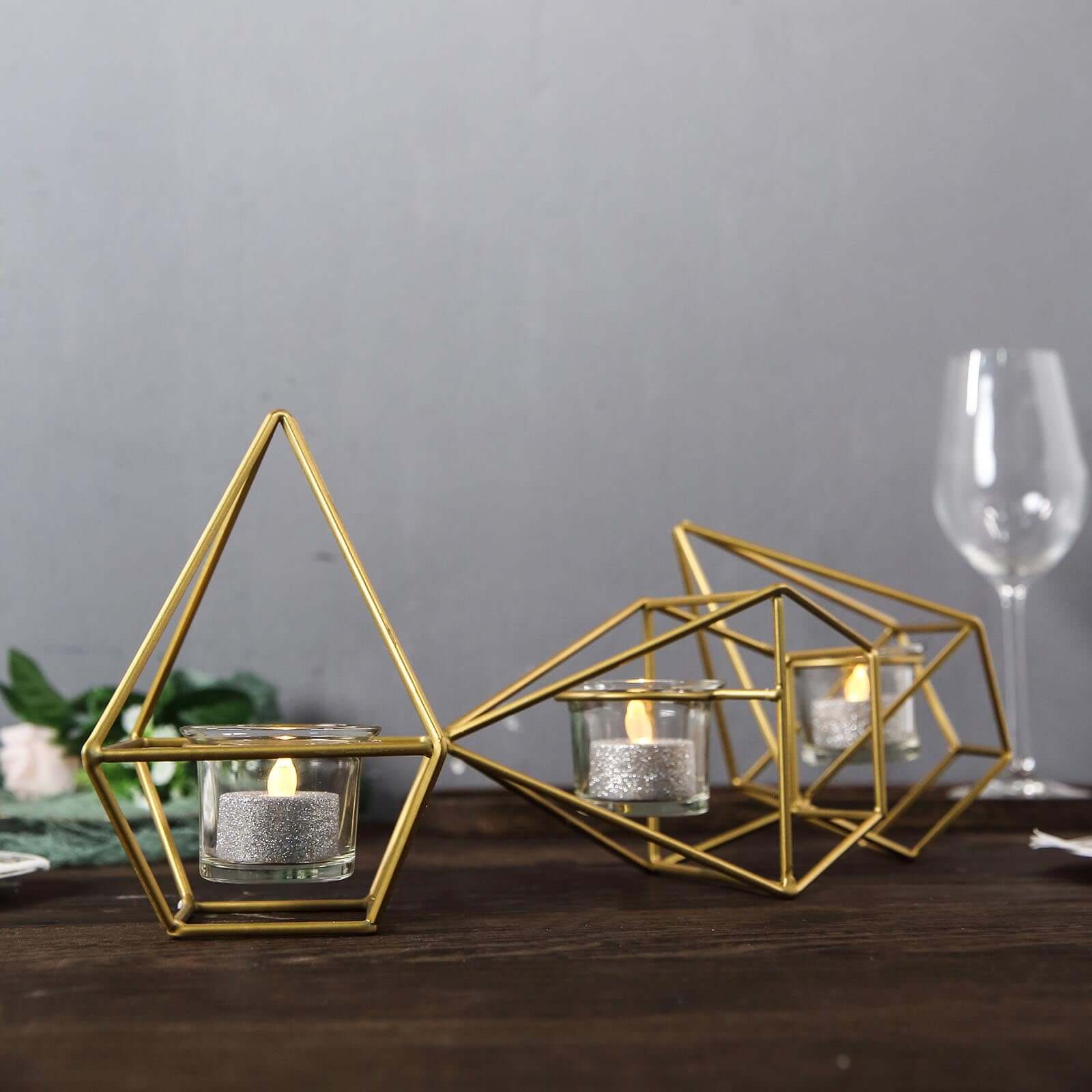 Set of Metal Candle Holders Linked Geometric Design Gold - Modern Votive Glass Decor for Tables & Gatherings 16