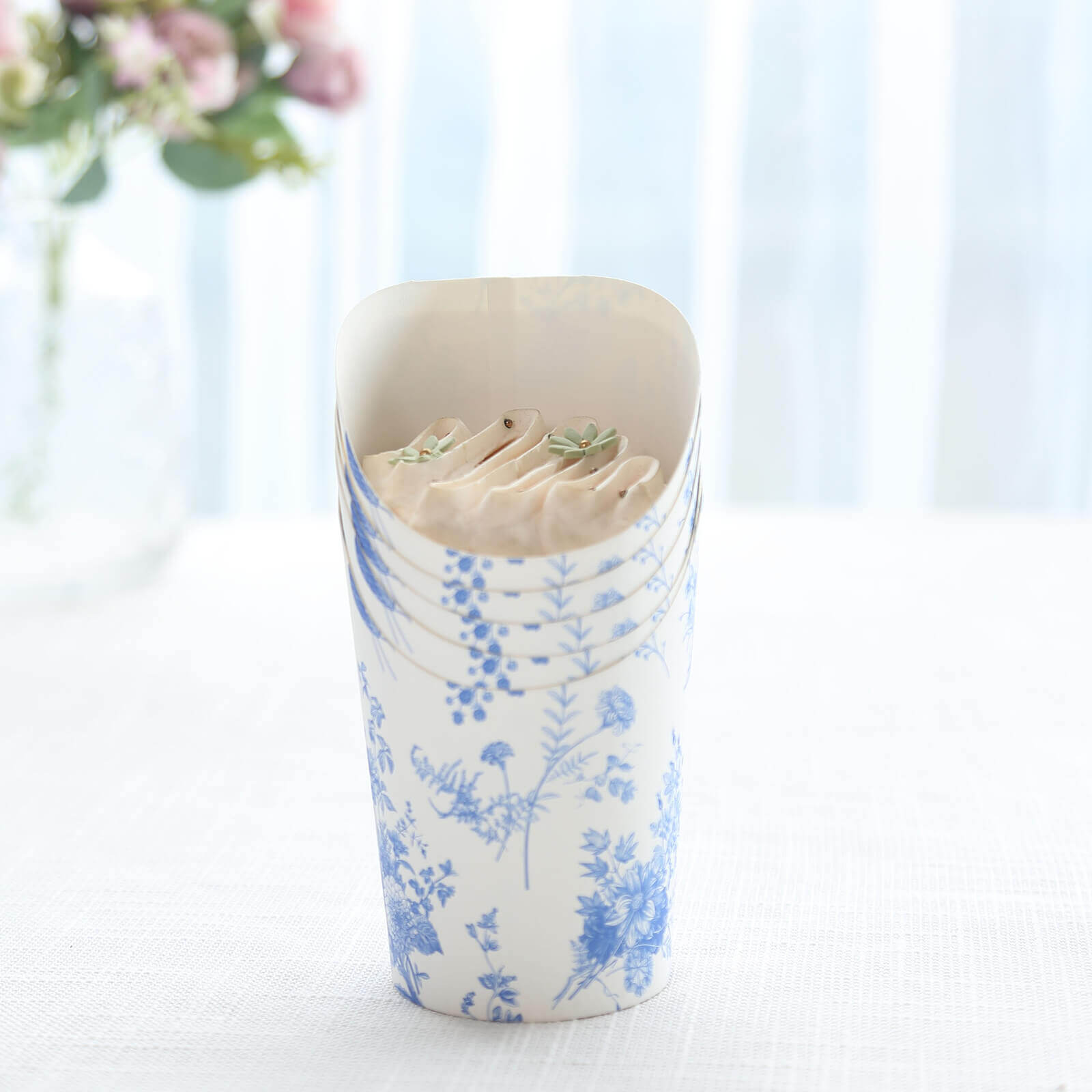 50-Pack Paper Popcorn Box Cone Cups French Toile Floral Pattern White Blue - Perfect for Snacks 14oz