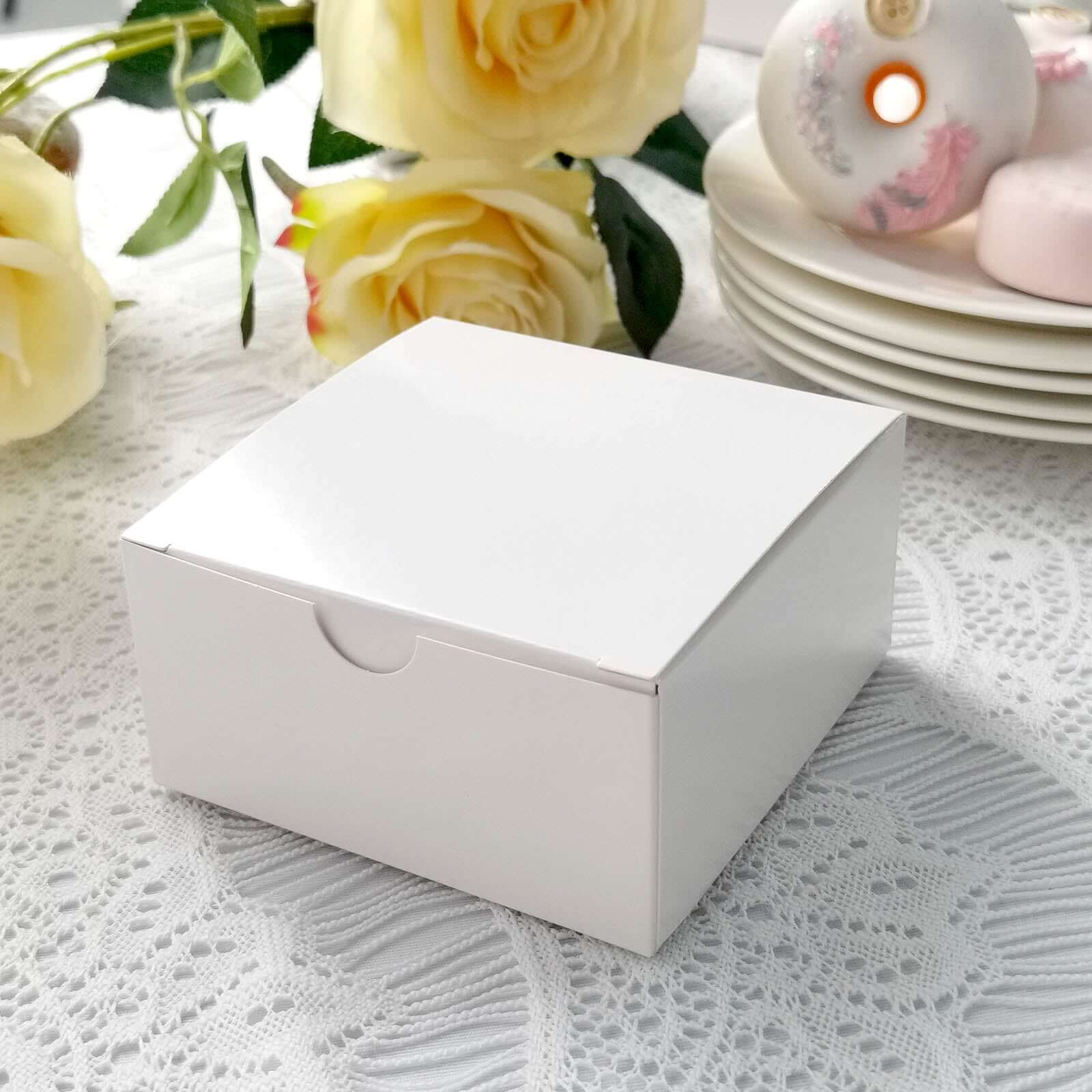 100 Pack White Cake Party Favor Boxes, 4x4x2 Cupcake Gift Boxes