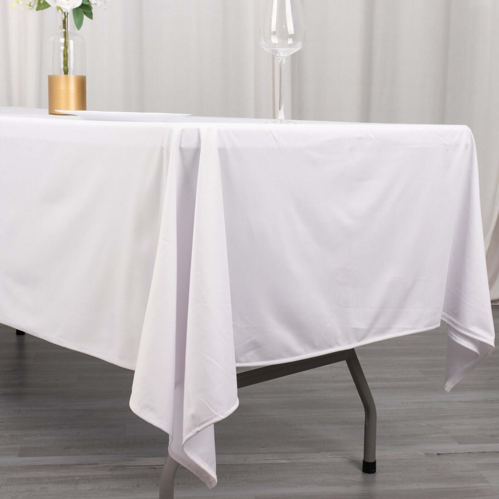 Premium Scuba Rectangular 60x102 Tablecloth White - Wrinkle Free & Stain Resistant Table Cover for Weddings and Banquets