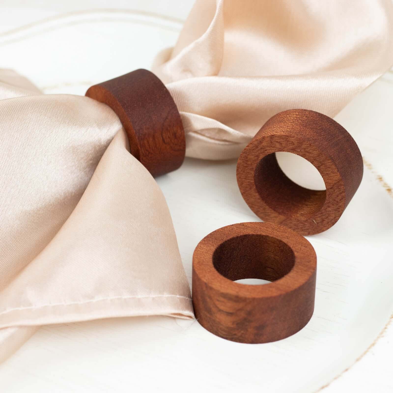 4 Pack 1.75 Cinnamon Brown Rustic Hardwood Farmhouse Napkin Rings, Boho Napkin Holder Wood Slices