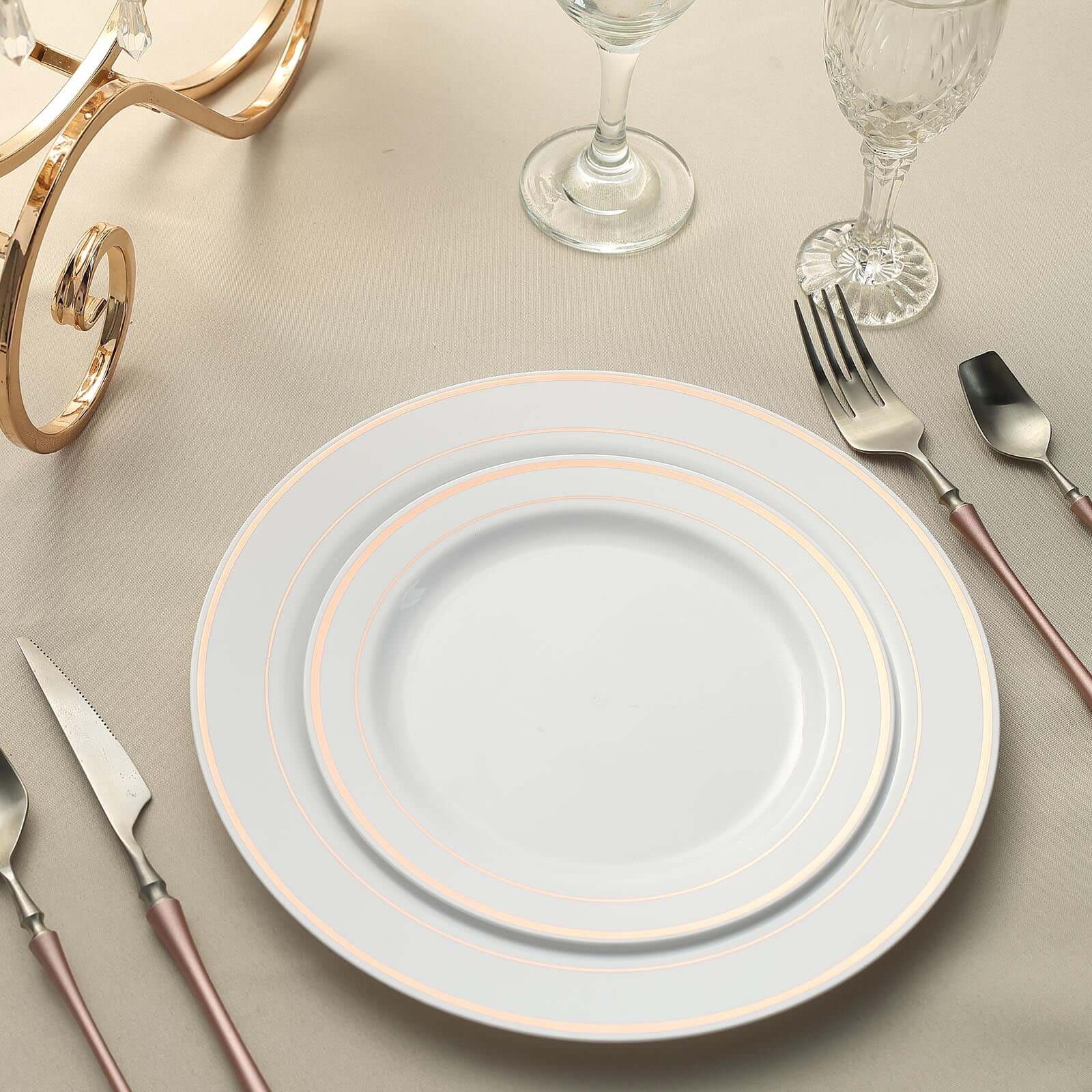 10-Pack Plastic Dinner Plates White with Très Chic Rose Gold Rim - Perfect Disposable Party Plates 10