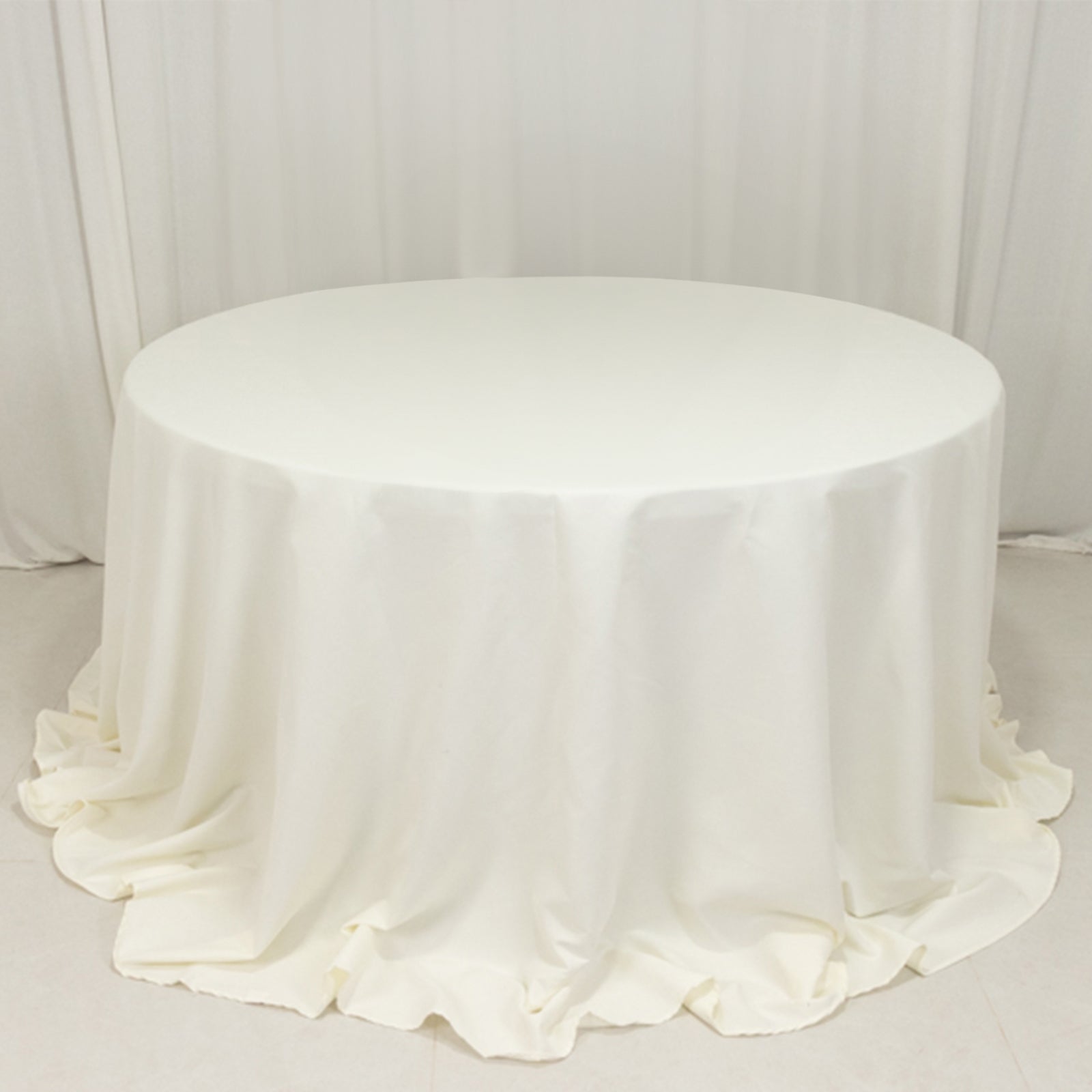 Cotton Blend 132 Round Tablecloth Ivory - Seamless Wrinkle-Resistant Table Cover