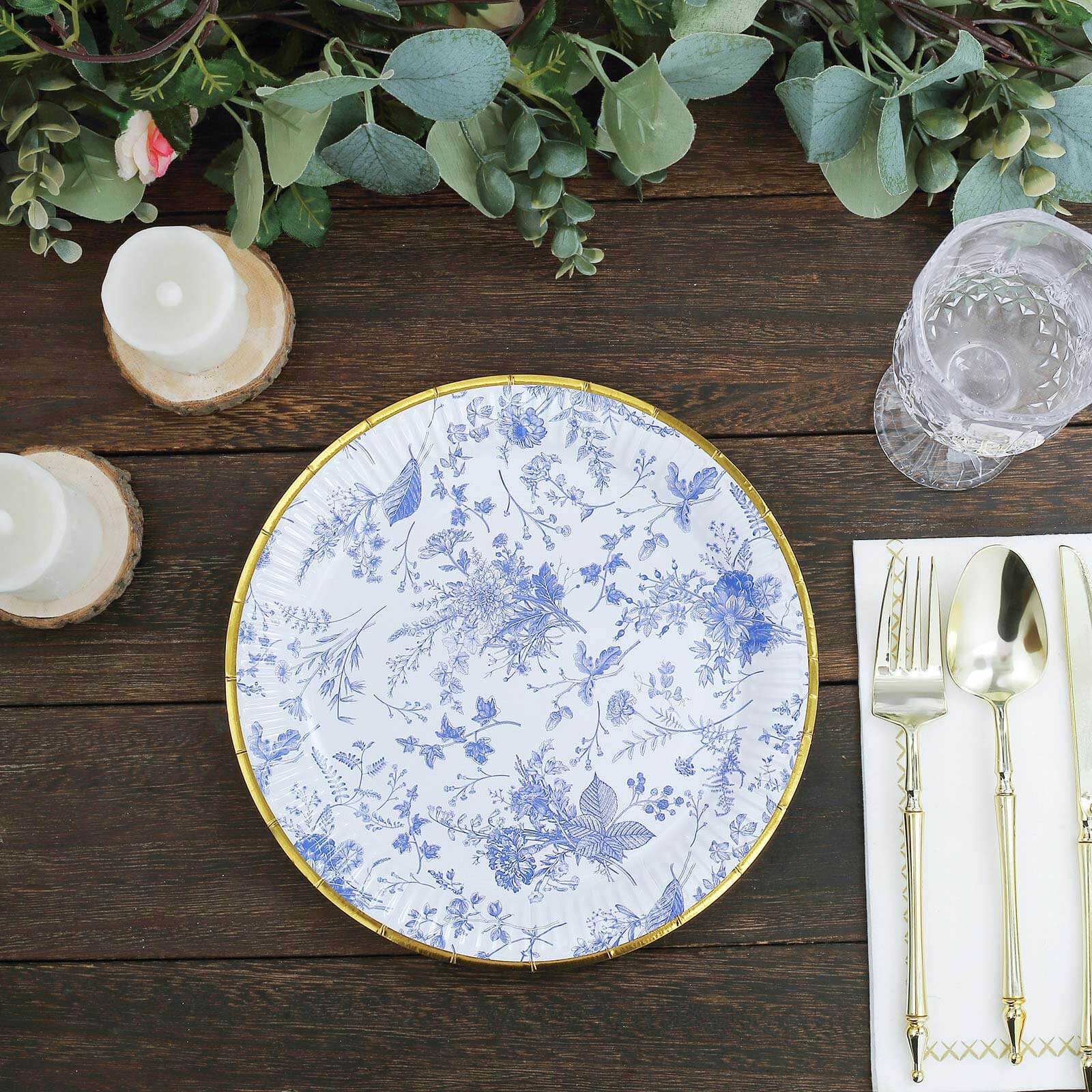 25-Pack Paper 9 Round Dinner Plates in White with Light Blue French Toile Pattern & Gold Rim - Disposable Party Plates for Picnics & Chic Brunches