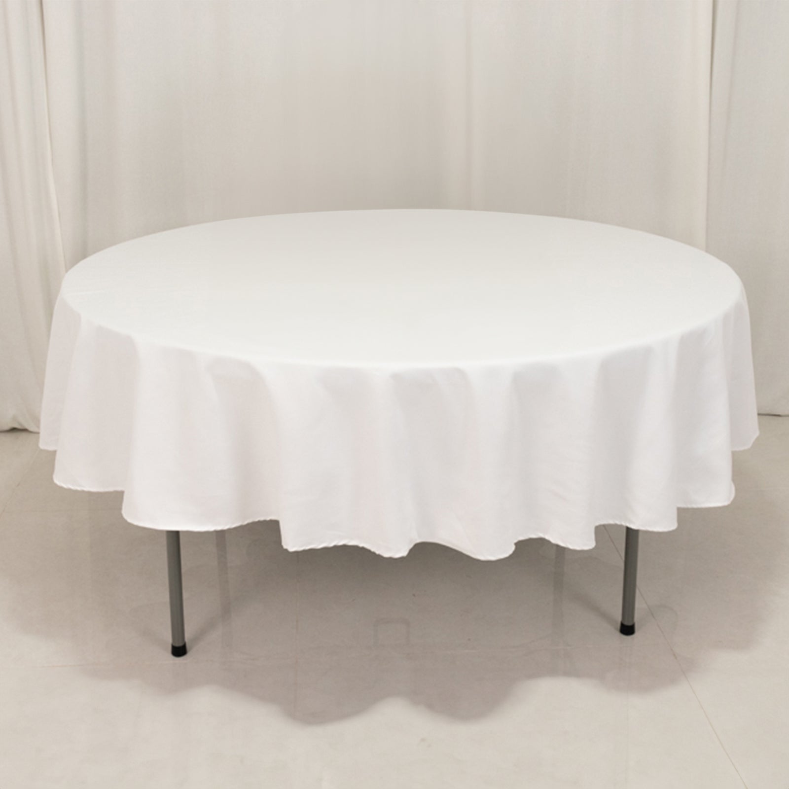 Cotton Blend 90 Round Tablecloth White - Wrinkle-Resistant Design for Versatile Settings