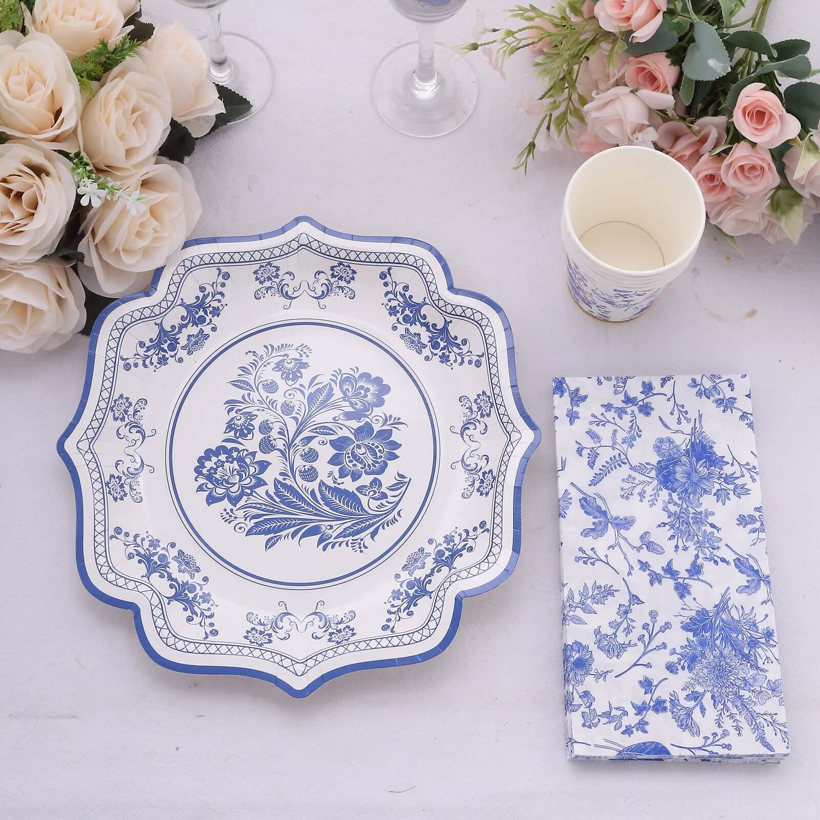 20-Pack Paper Dinner Napkins White/Blue with French Toile Pattern 2 Ply - Stylish Disposable Napkins for Parties