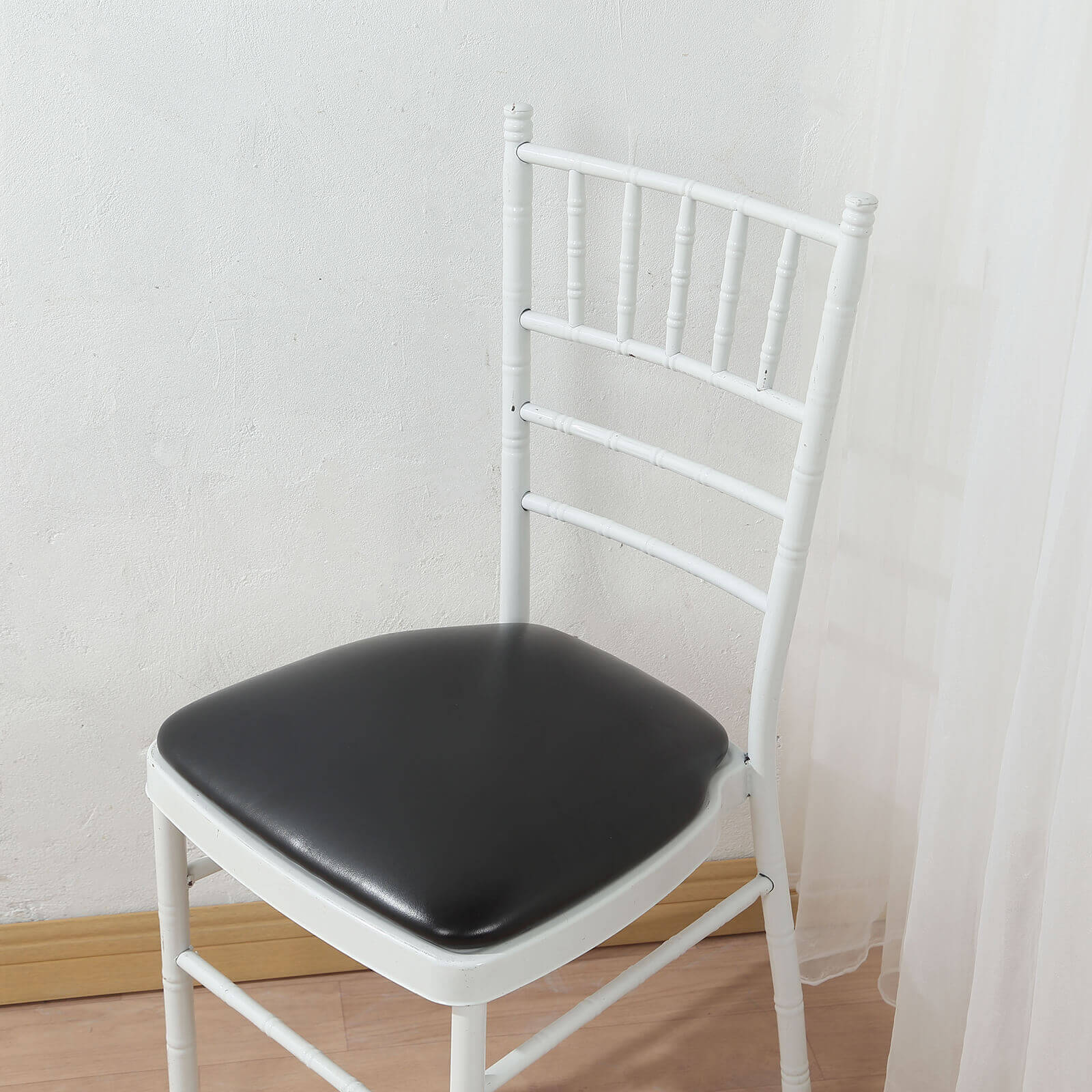 5 Pack PU Leather 1.5 Thick Seat Pads with Wood Backing for Chiavari Chairs Black - Memory Foam Tie-Less Non-Slip Design 16
