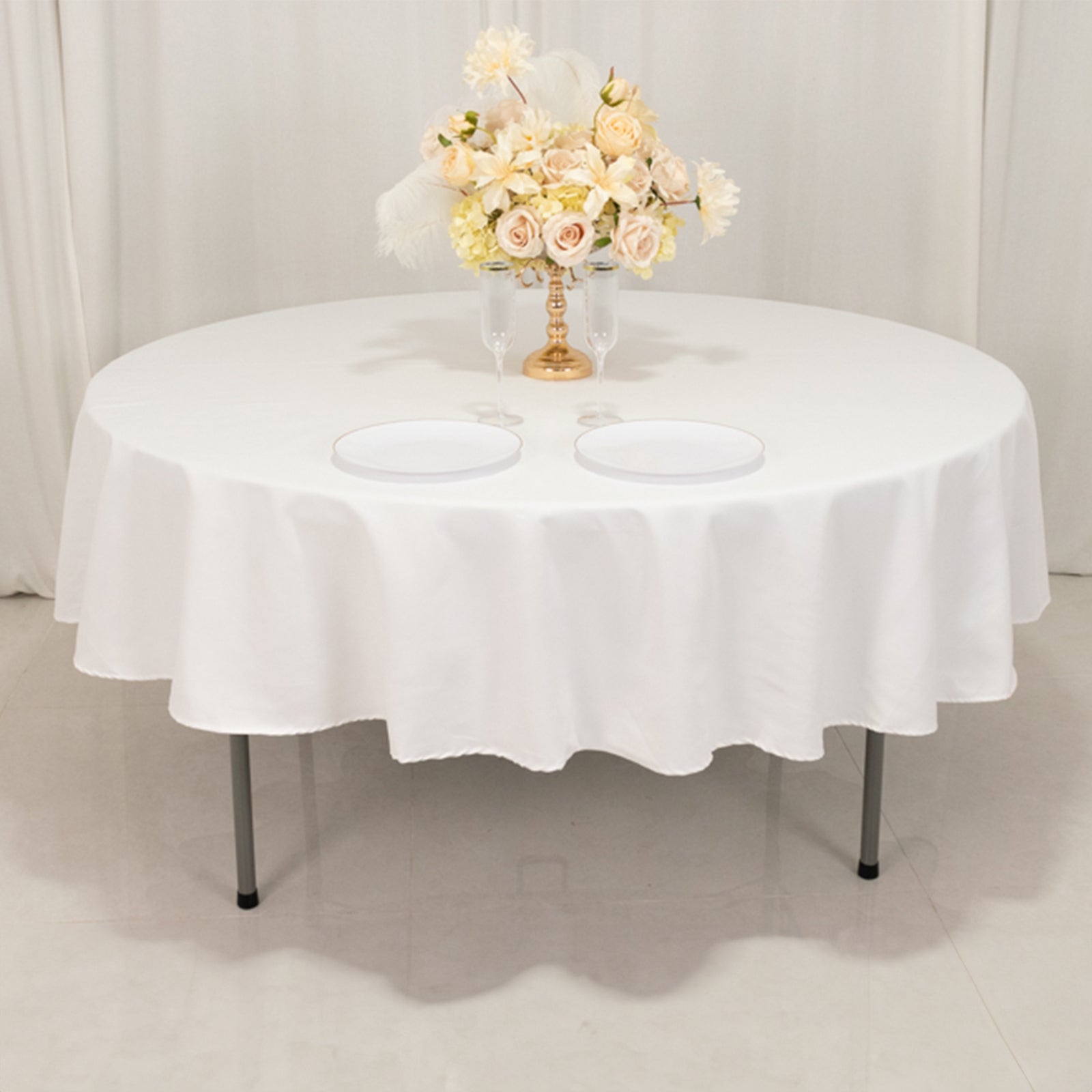 Cotton Blend 90 Round Tablecloth White - Wrinkle-Resistant Design for Versatile Settings