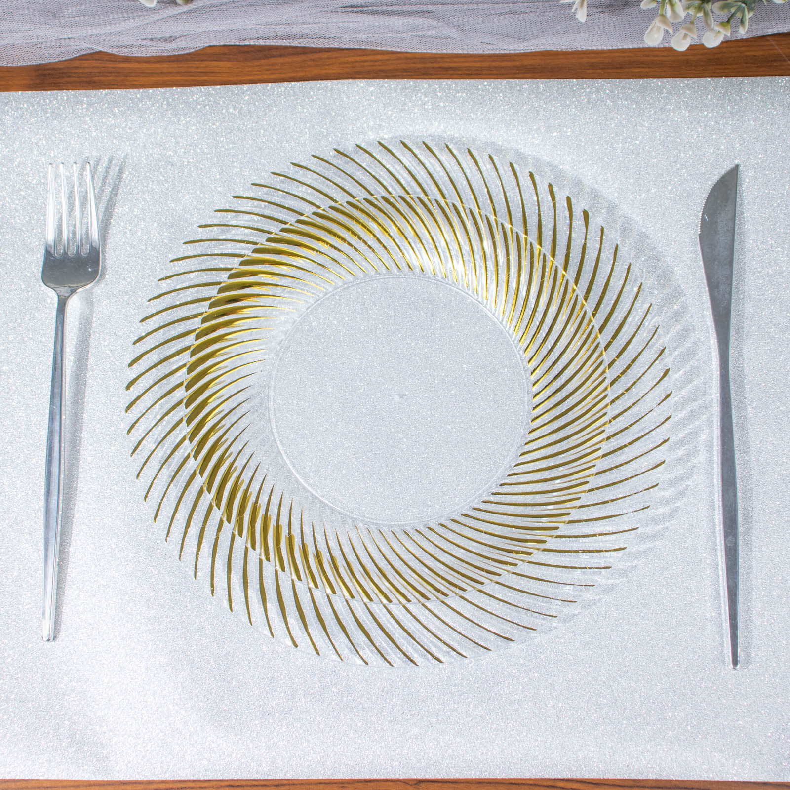 10-Pack Plastic 7 Round Dessert Plates in Clear with Gold Swirl Rim - Disposable Salad Plates