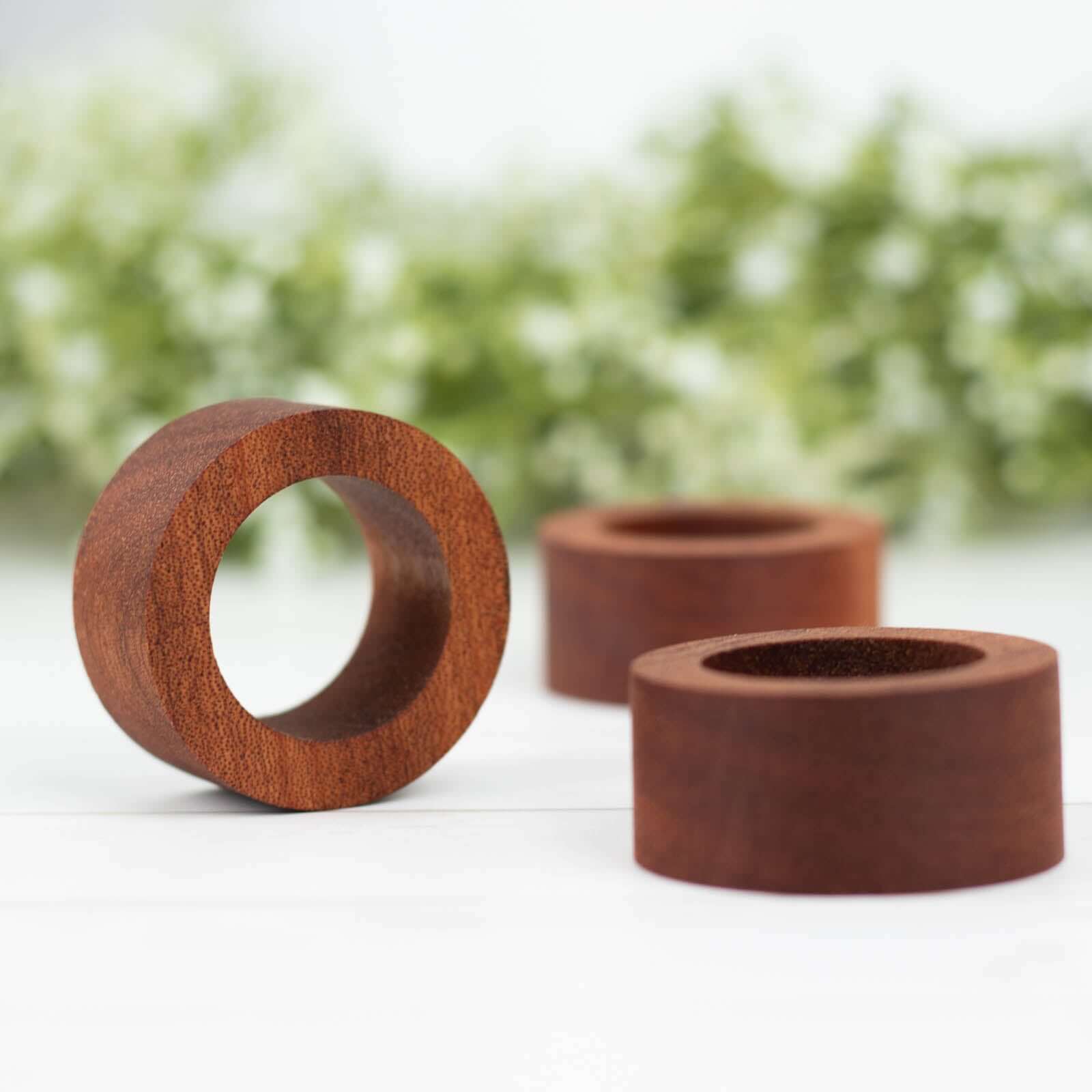 4 Pack 1.75 Cinnamon Brown Rustic Hardwood Farmhouse Napkin Rings, Boho Napkin Holder Wood Slices