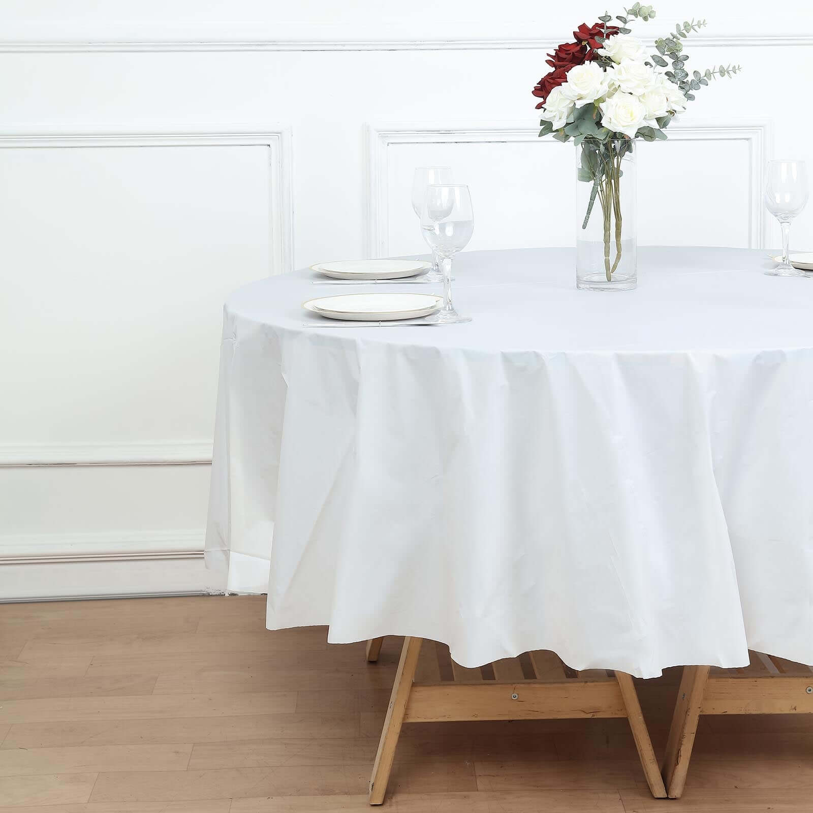 5-Pack Plastic Table Covers White Round - Durable PVC Disposable Tablecloths for Events 84