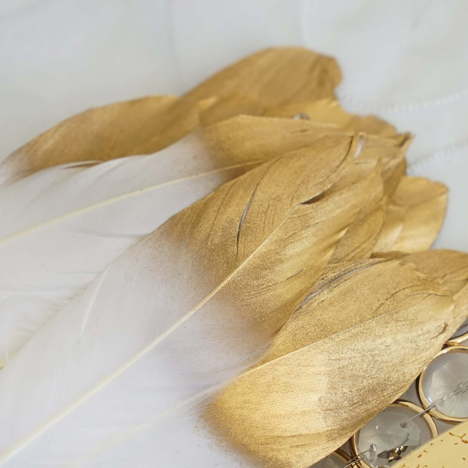 30 Pack Metallic Gold Dipped White Real Goose Feathers, Craft Feathers For Party Decoration