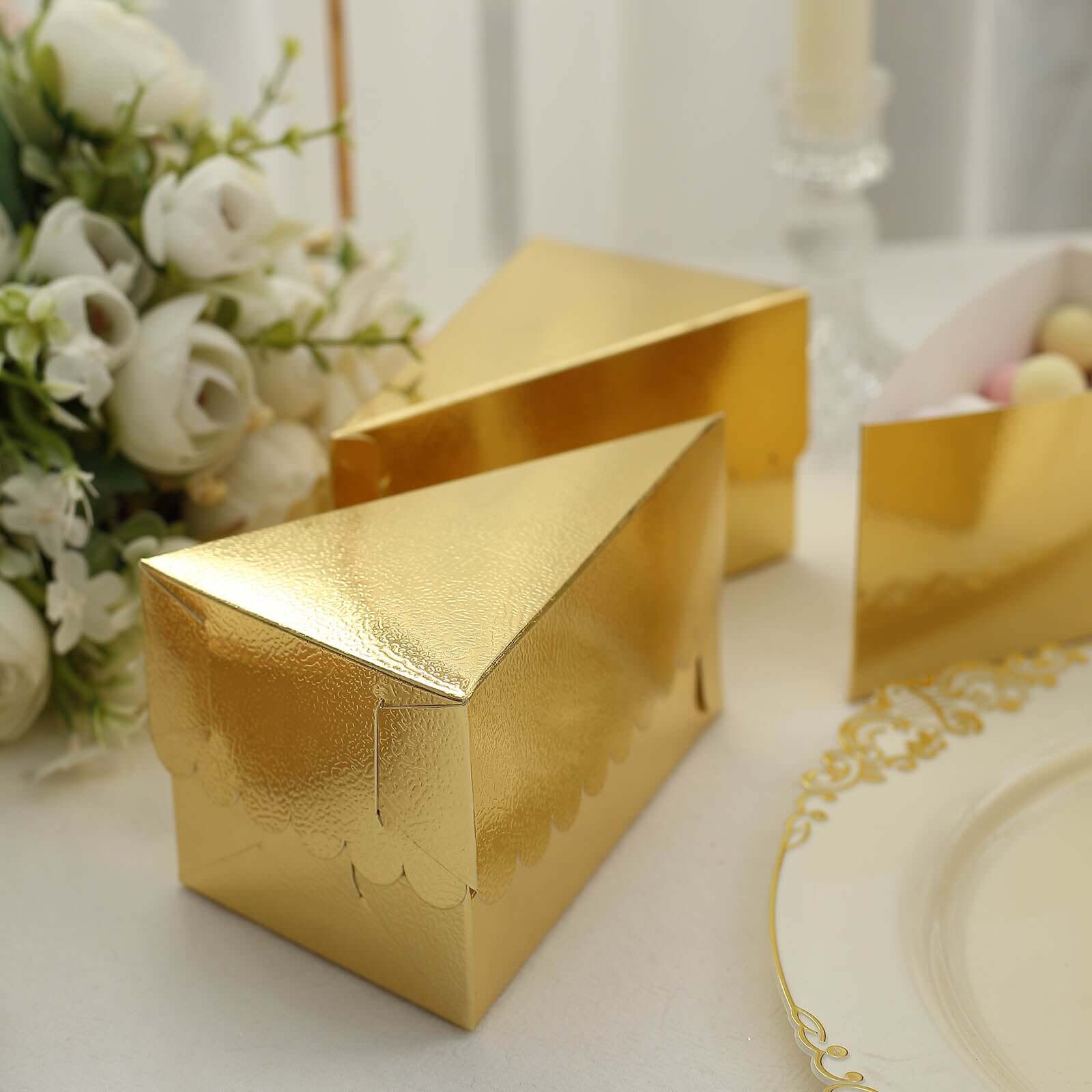 10-Pack Cardstock Triangle Cake Slice Boxes Metallic Gold with Scalloped Top - Decorative Takeaway Dessert Containers for Pie Snacks & Party Favors 5x3