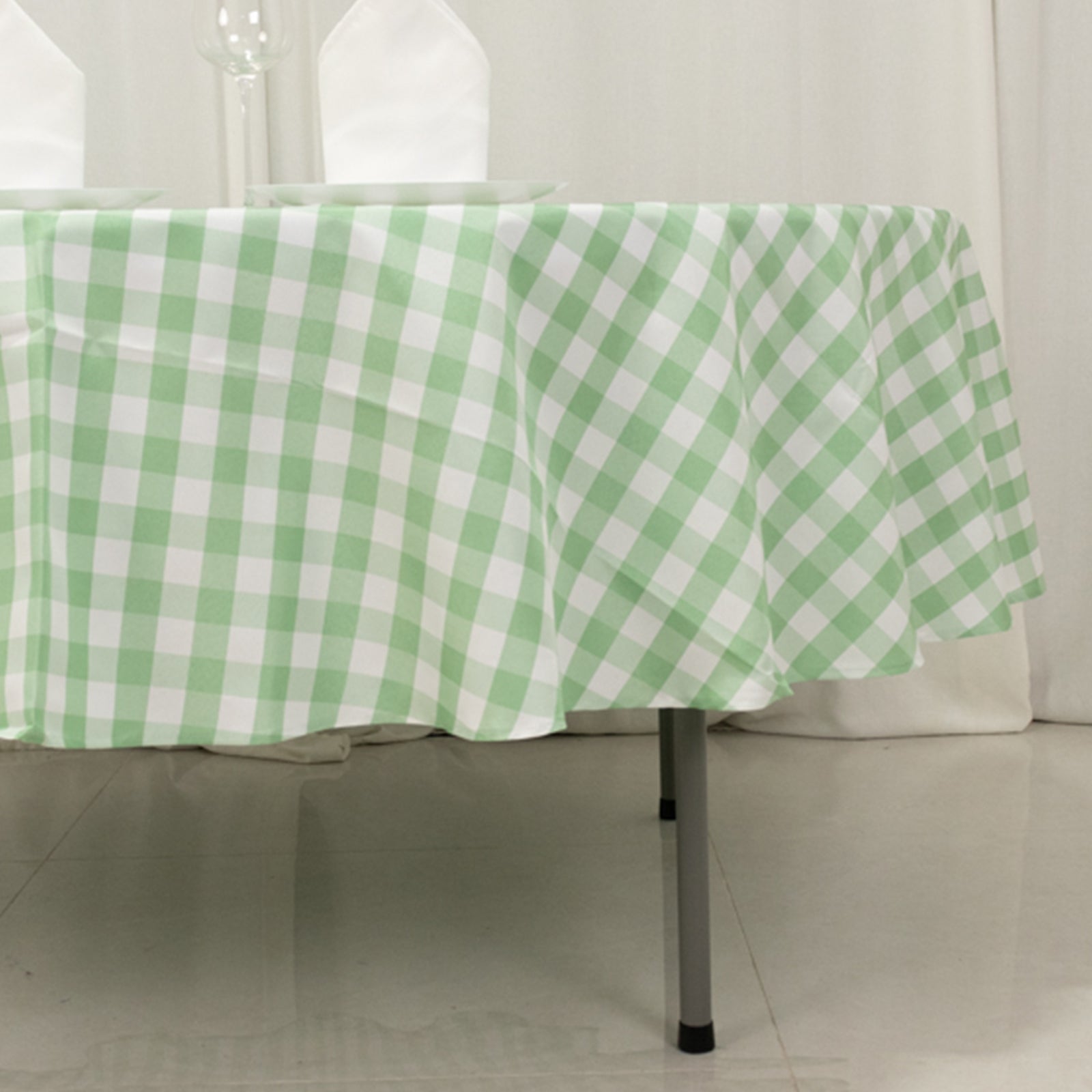 Polyester 90 Round Tablecloth White/Sage Green - Checkered Buffalo Plaid Table Cover