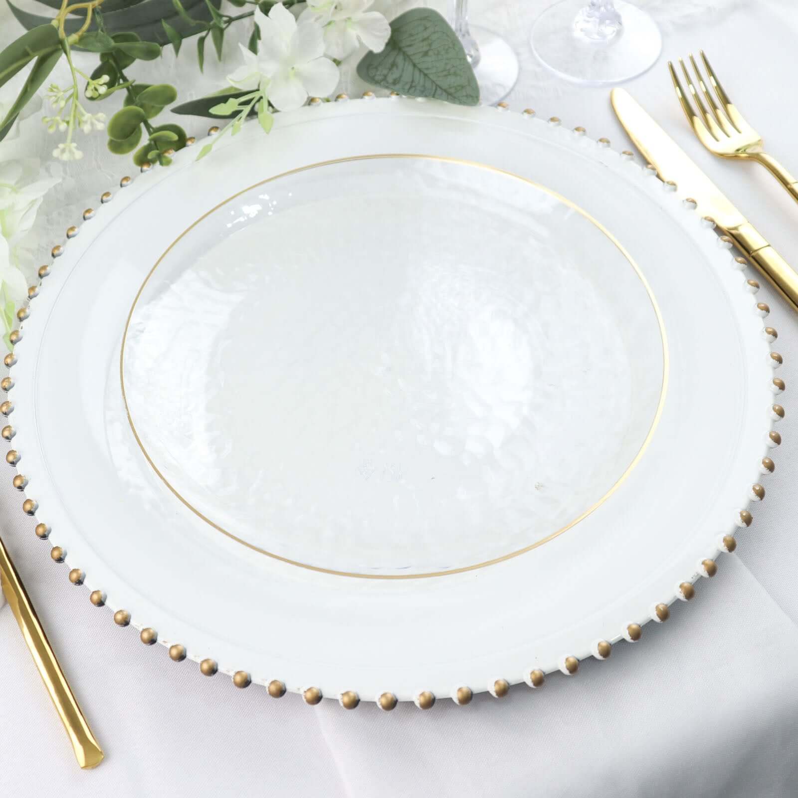 10-Pack Plastic 9 Round Dinner Plates in Clear Hammered Design with Gold Rim - Modern Disposable Party Plates for Events & Banquets