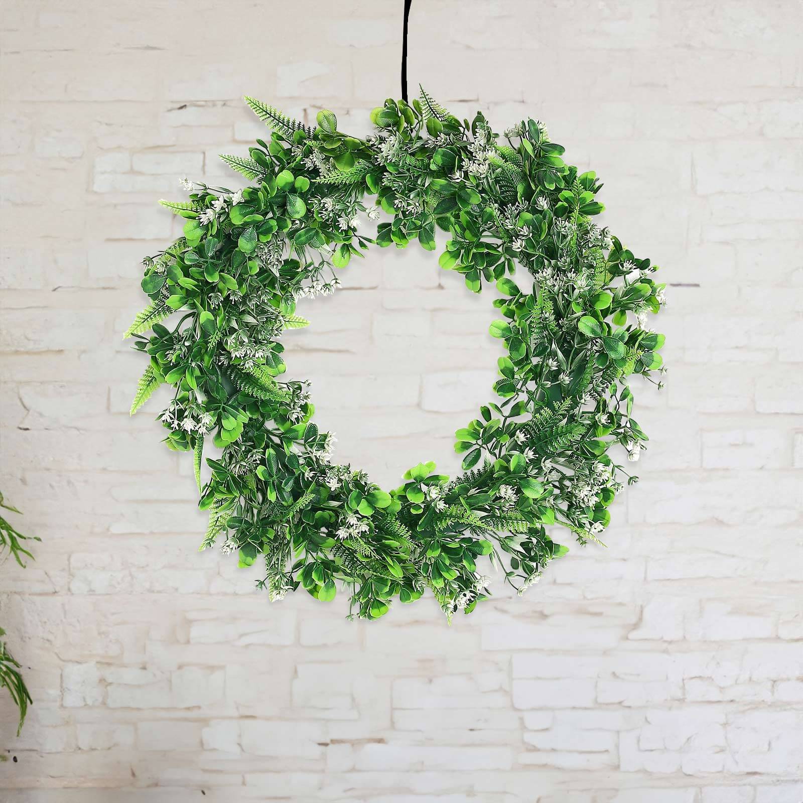 2 Pack 22 White Green Artificial Lifelike Boxwood Fern Mix Spring Wreaths