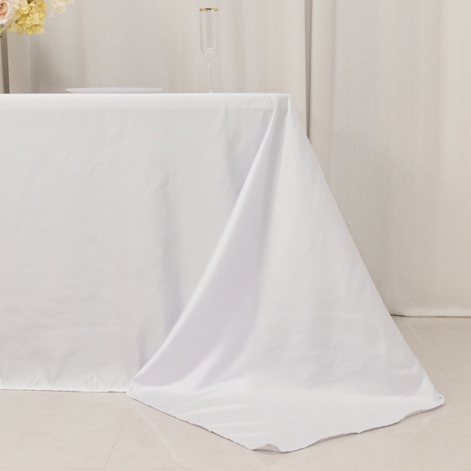 Lamour Satin 90x132 Rectangle Tablecloth White - Soft & Silk-Like Seamless Table Cover for Weddings & Parties