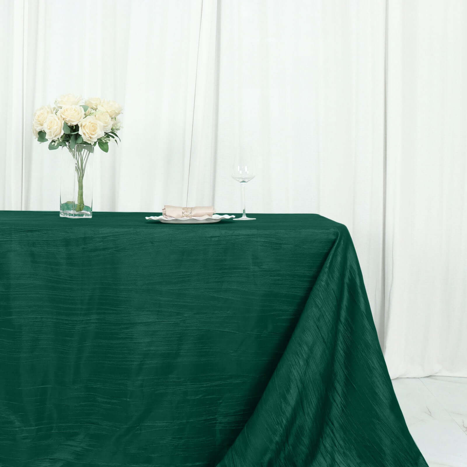 Taffeta 90x156 Rectangle Tablecloth Hunter Emerald Green - Accordion Crinkle Seamless Table Cover