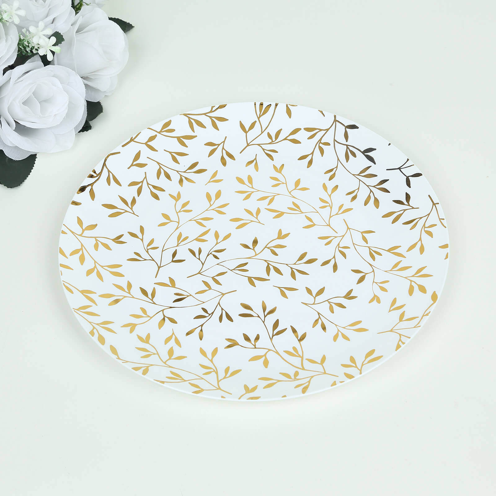 10-Pack Plastic 10 Round Dinner Plates in White with Gold Leaf Design - Heavy Duty Disposable Party Plates for Stylish Events & Memorable Gatherings