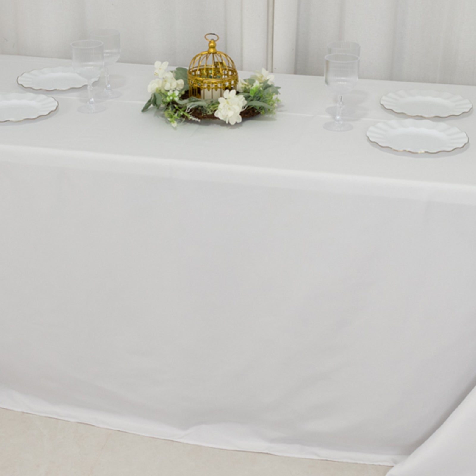 Fire Retardant Premium Polyester 90x132 Rectangular Tablecloth White - Stylish High-Performance Seamless Table Cover for Large Gatherings