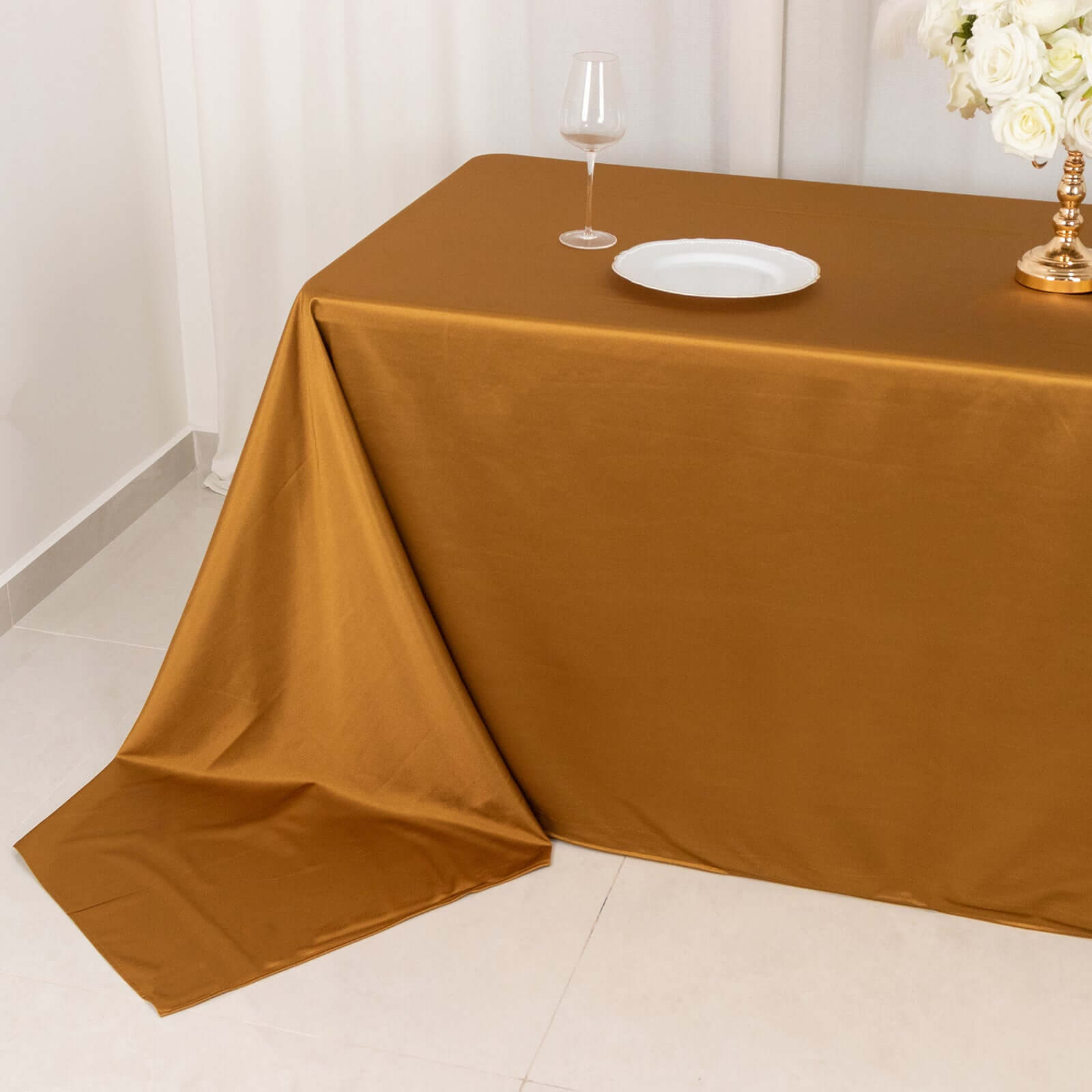 Premium Scuba Rectangular 90x156 Tablecloth Shimmering Gold - Wrinkle Free & Stain Resistant Seamless Table Cover for Weddings and Parties