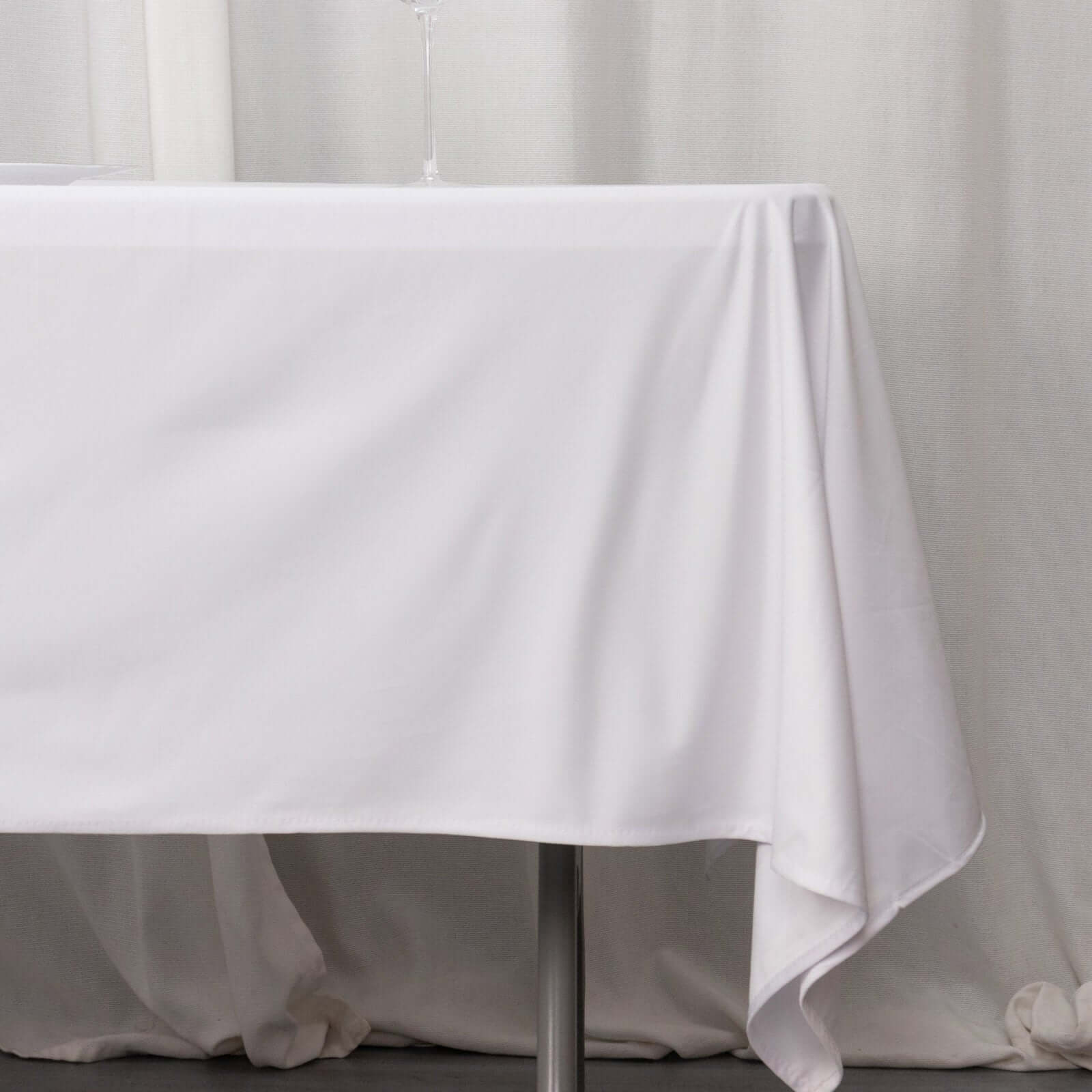 Premium Scuba Rectangular 60x102 Tablecloth White - Wrinkle Free & Stain Resistant Table Cover for Weddings and Banquets