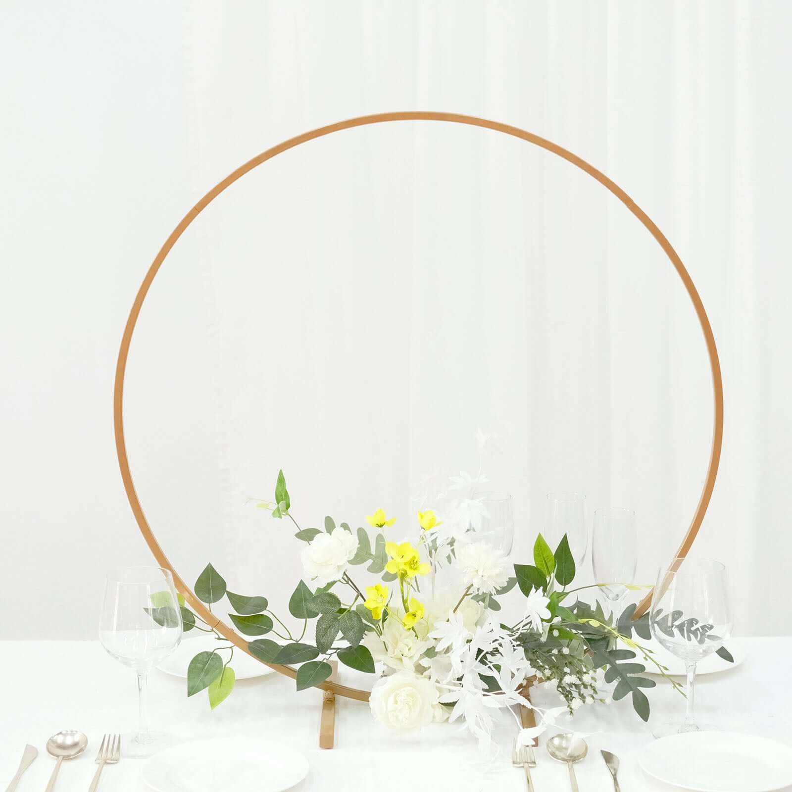 28 Gold Metal Round Hoop Wedding Centerpiece, Self Standing Table Floral Wreath Frame