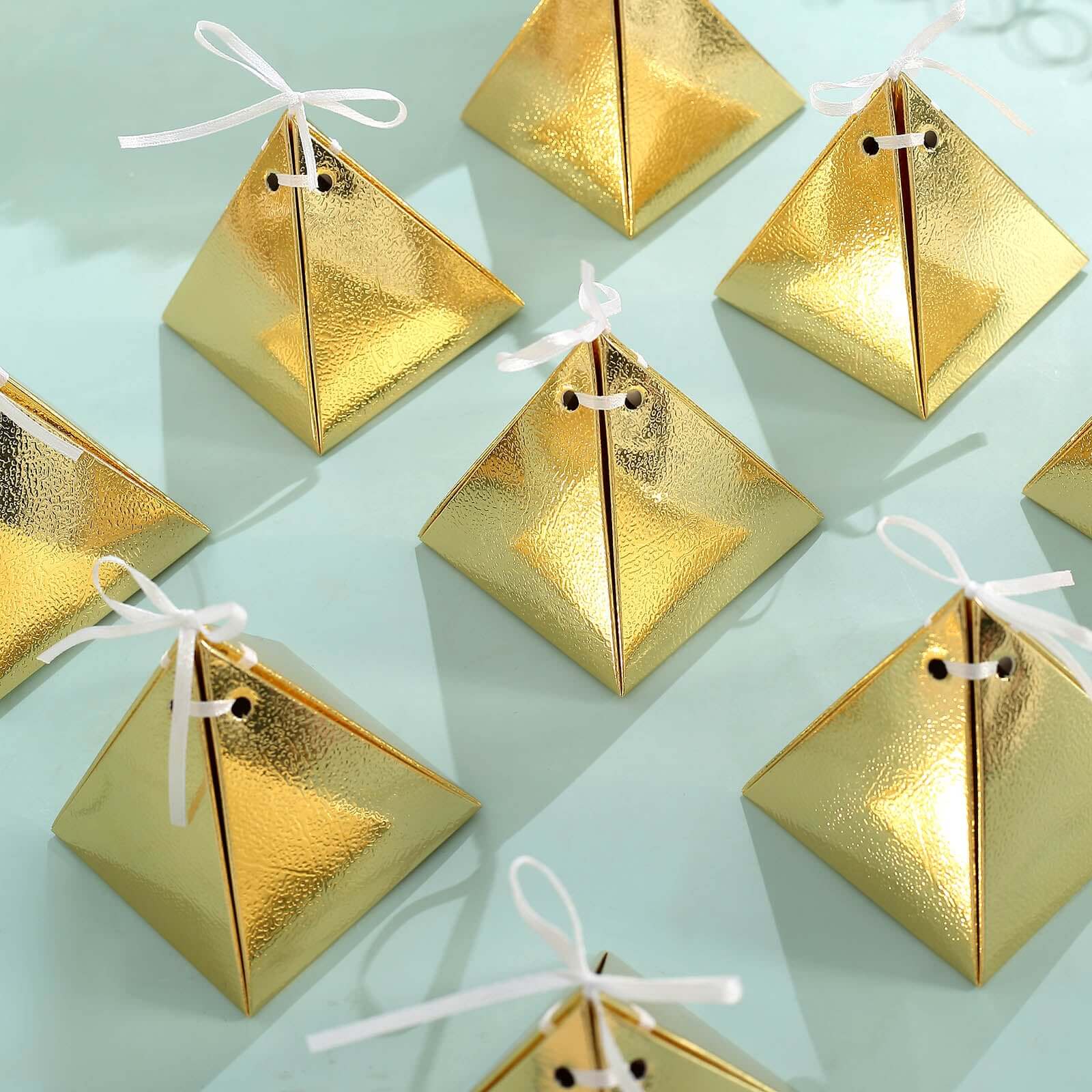 25 Pack Gold Pyramid Shaped Wedding Party Favor Candy Gift Boxes